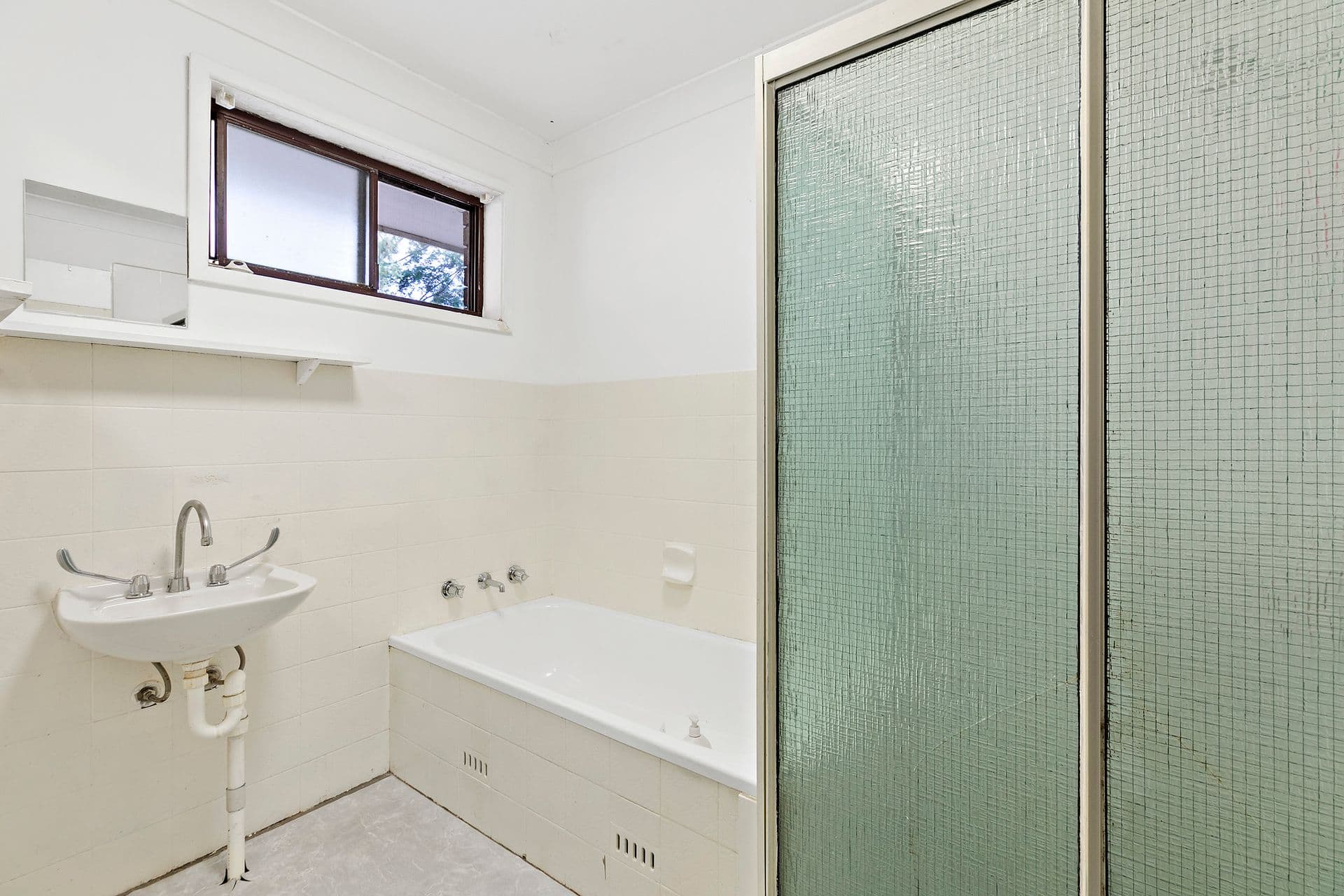 4 Barnes Street, Minto, NSW, 2566, Minto - Thumbnail 7