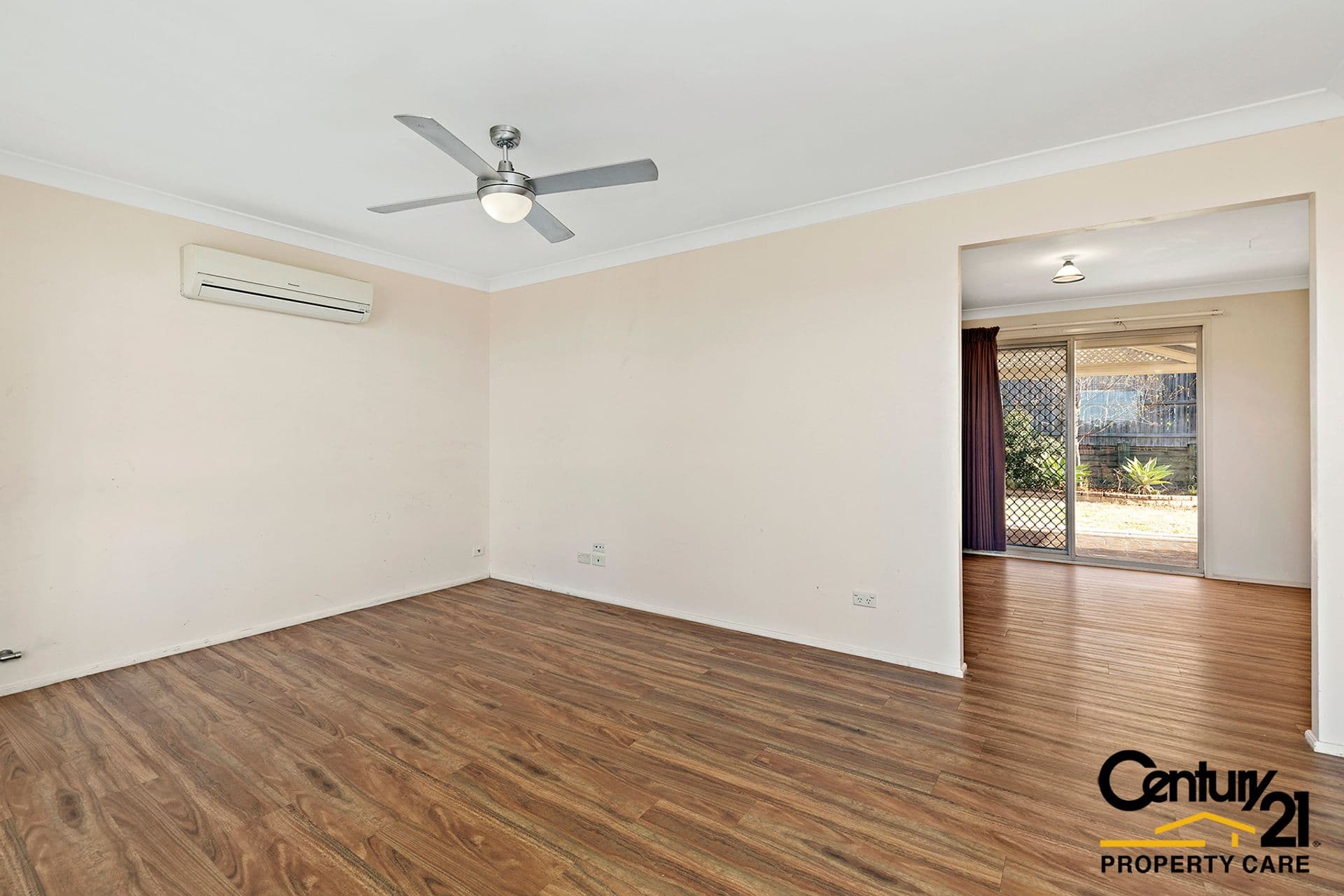 25 Norman Dunlop Cct, Minto, NSW, 2566, Minto - Thumbnail 6