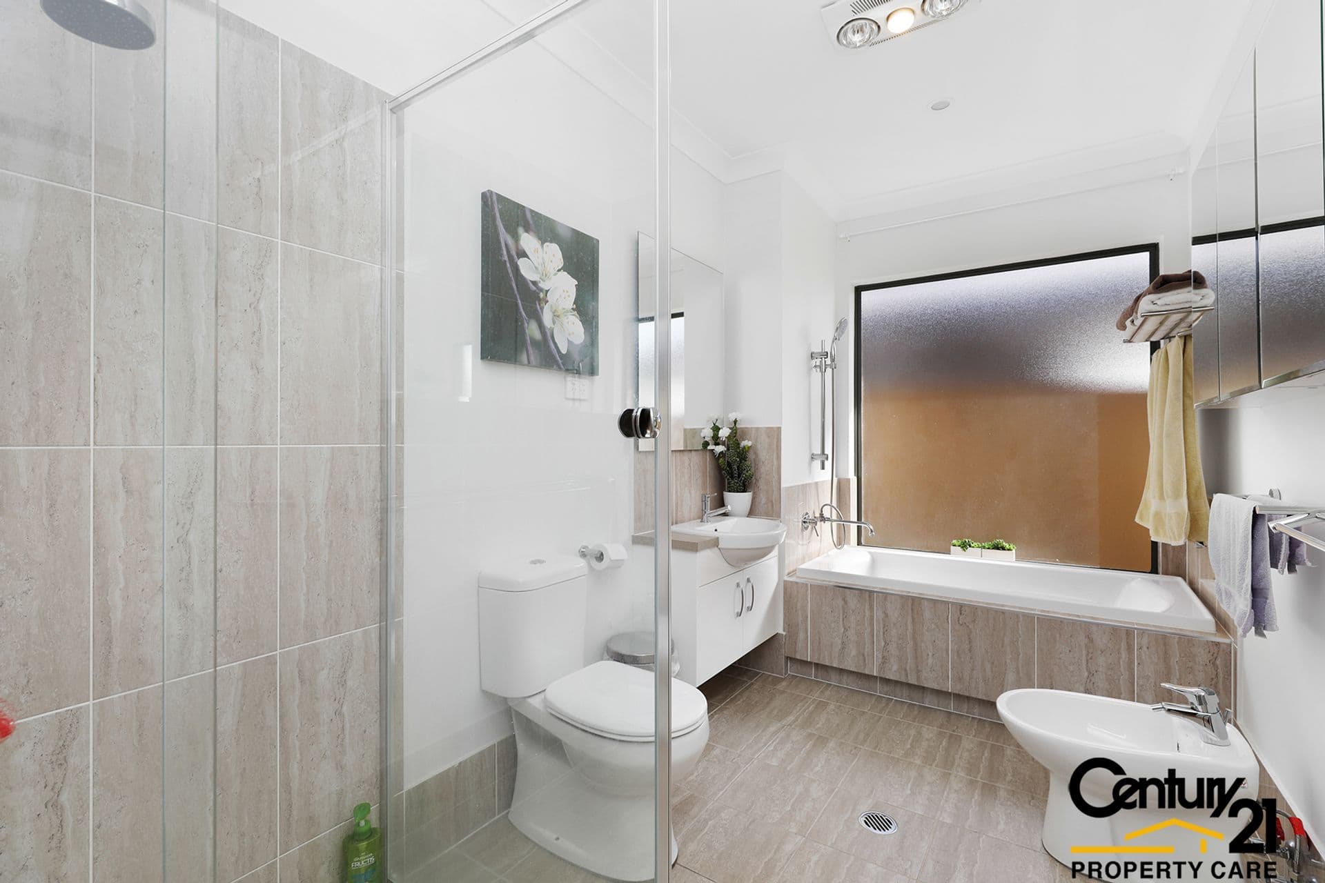 16 Cradle Ave, Minto, NSW, 2566, Minto - Thumbnail 2