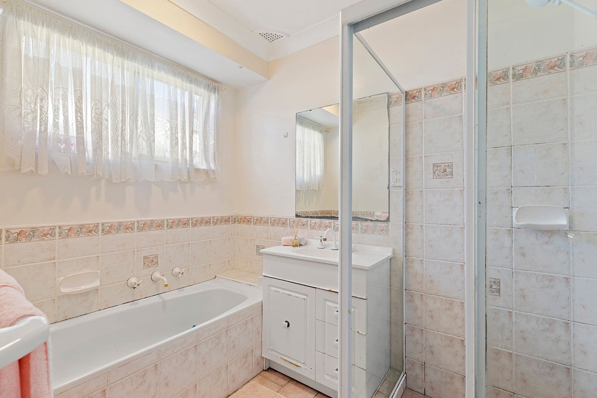 26 Randall Ave, Minto, NSW, 2566, Minto - Thumbnail 3
