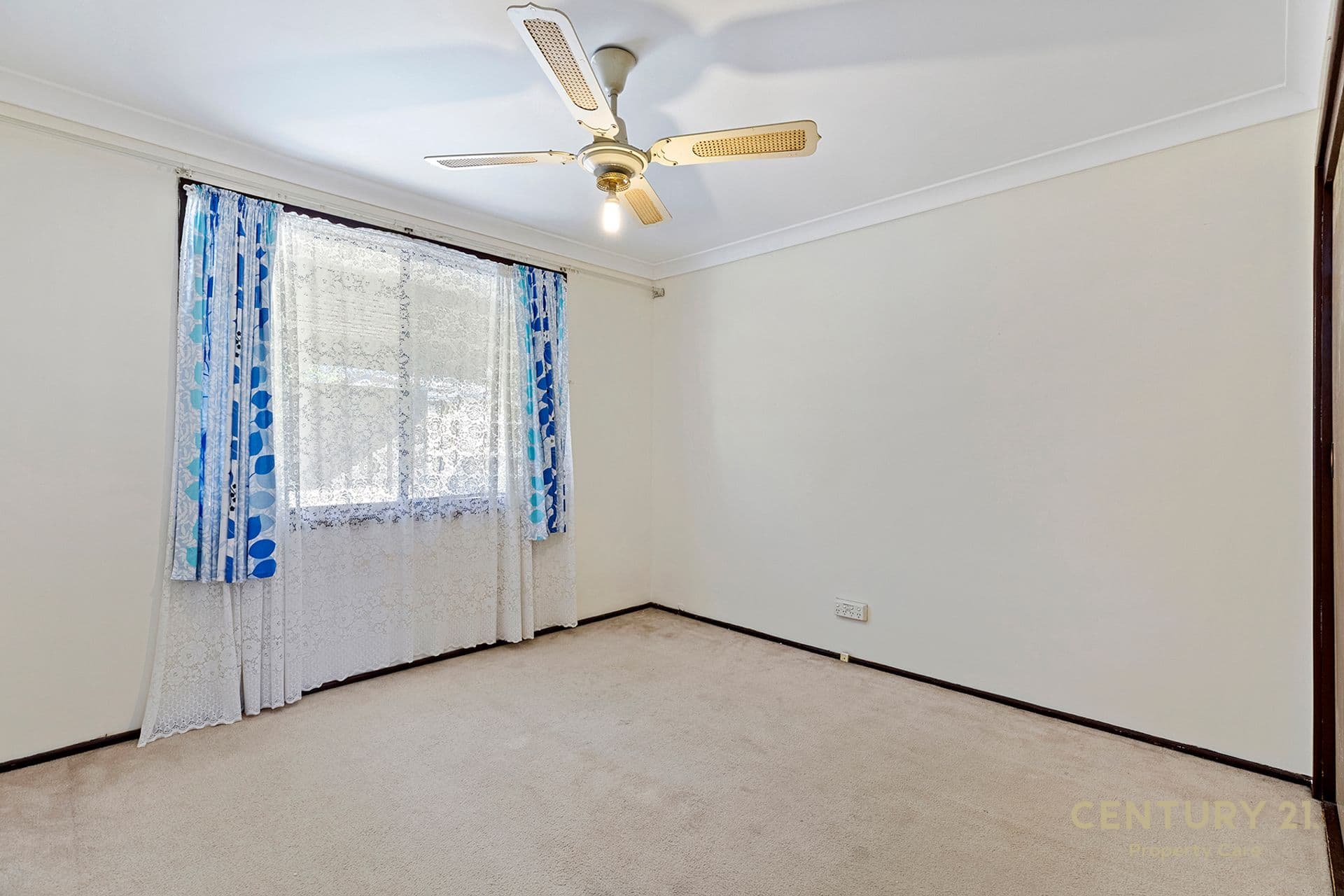 73 Stromeferry Cres, St Andrews, NSW, 2566, St Andrews - Thumbnail 6