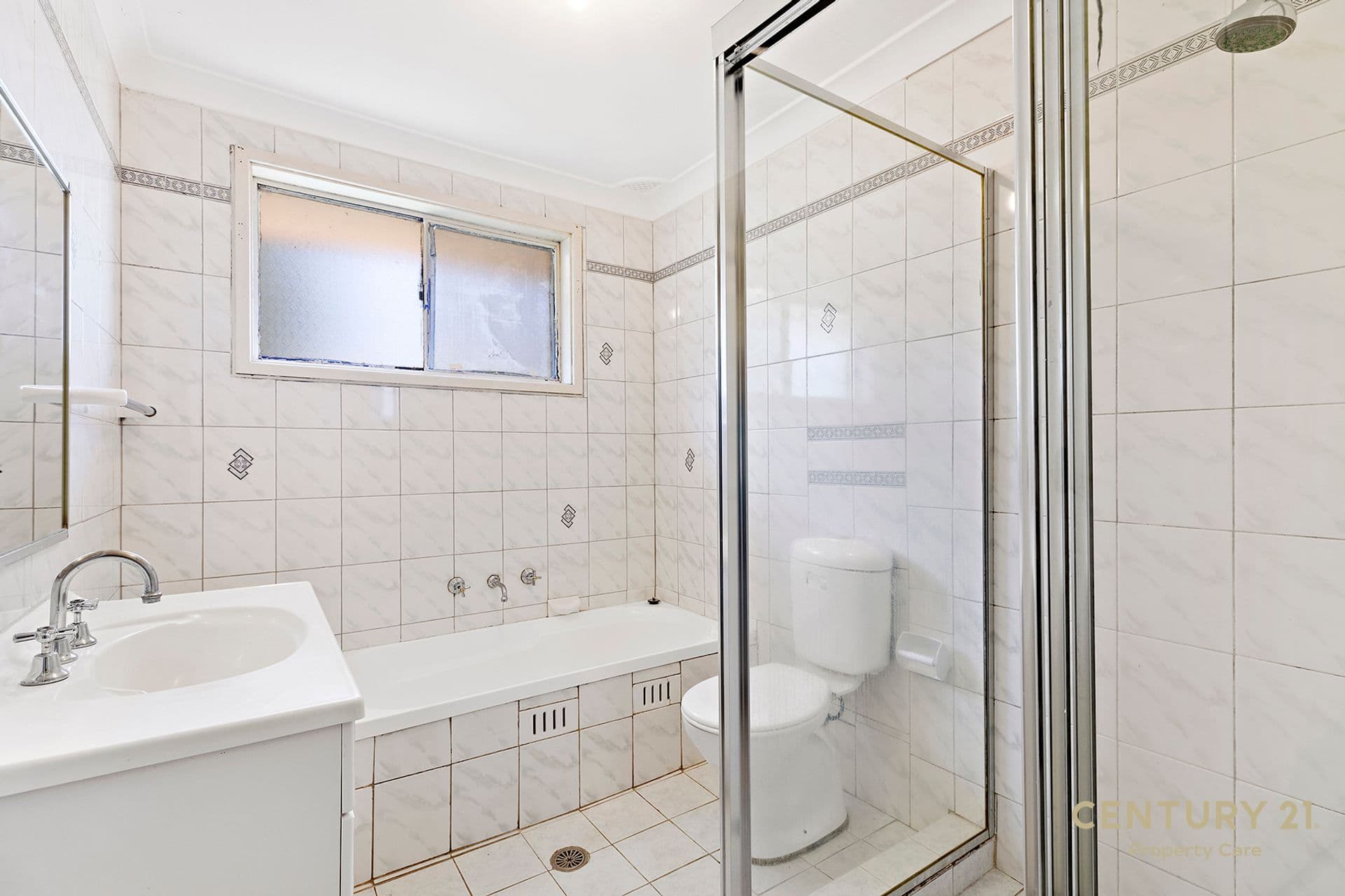 73 Stromeferry Cres, St Andrews, NSW, 2566, St Andrews - Thumbnail 5