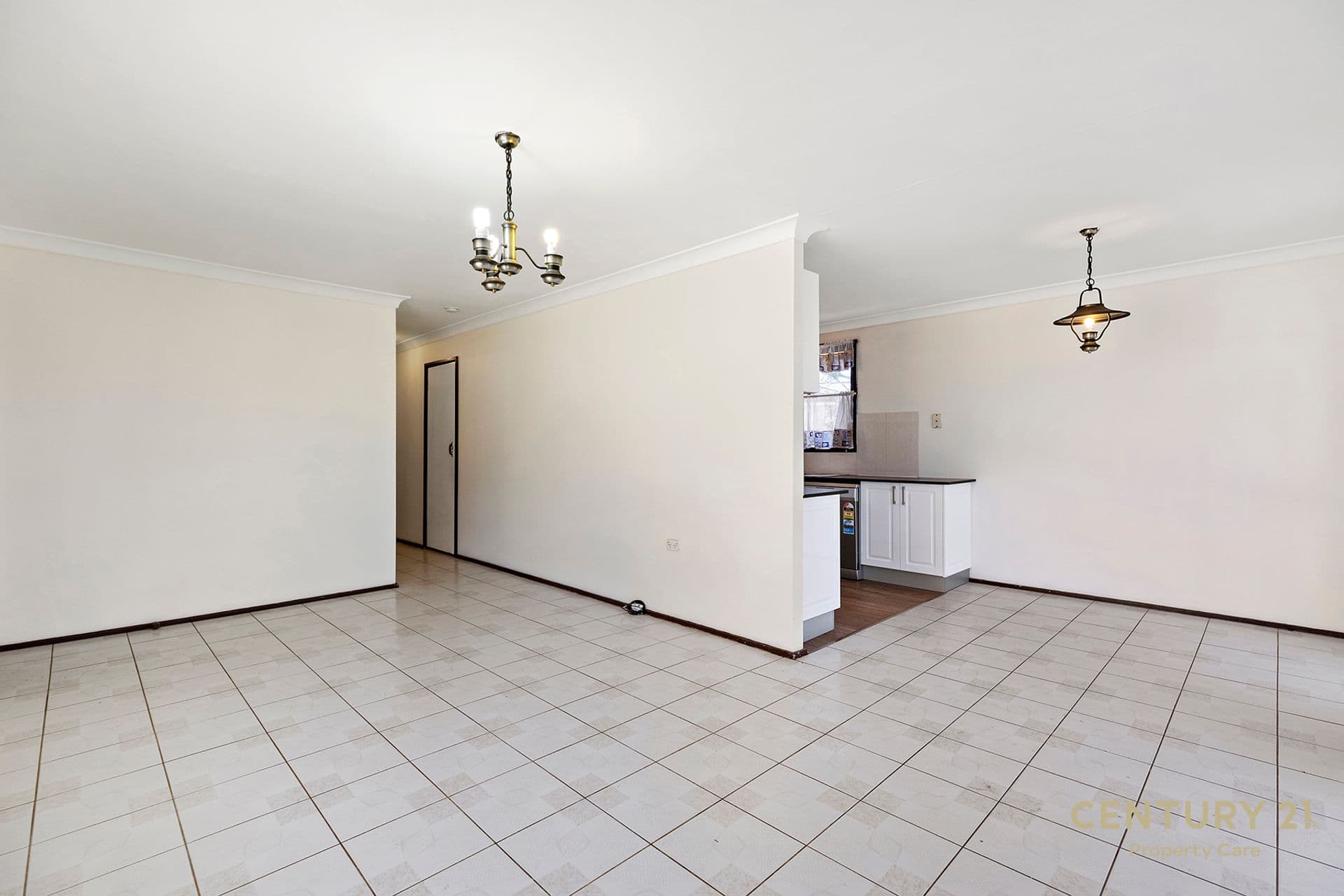73 Stromeferry Cres, St Andrews, NSW, 2566, St Andrews - Thumbnail 3