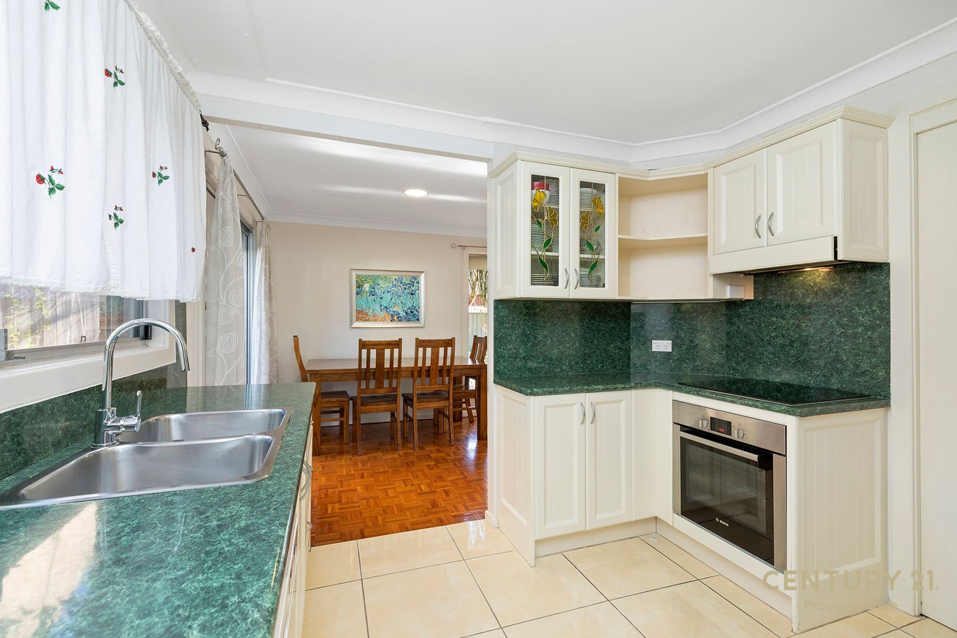 6/25 Surrey St, Minto, NSW, 2566, Minto - Thumbnail 6