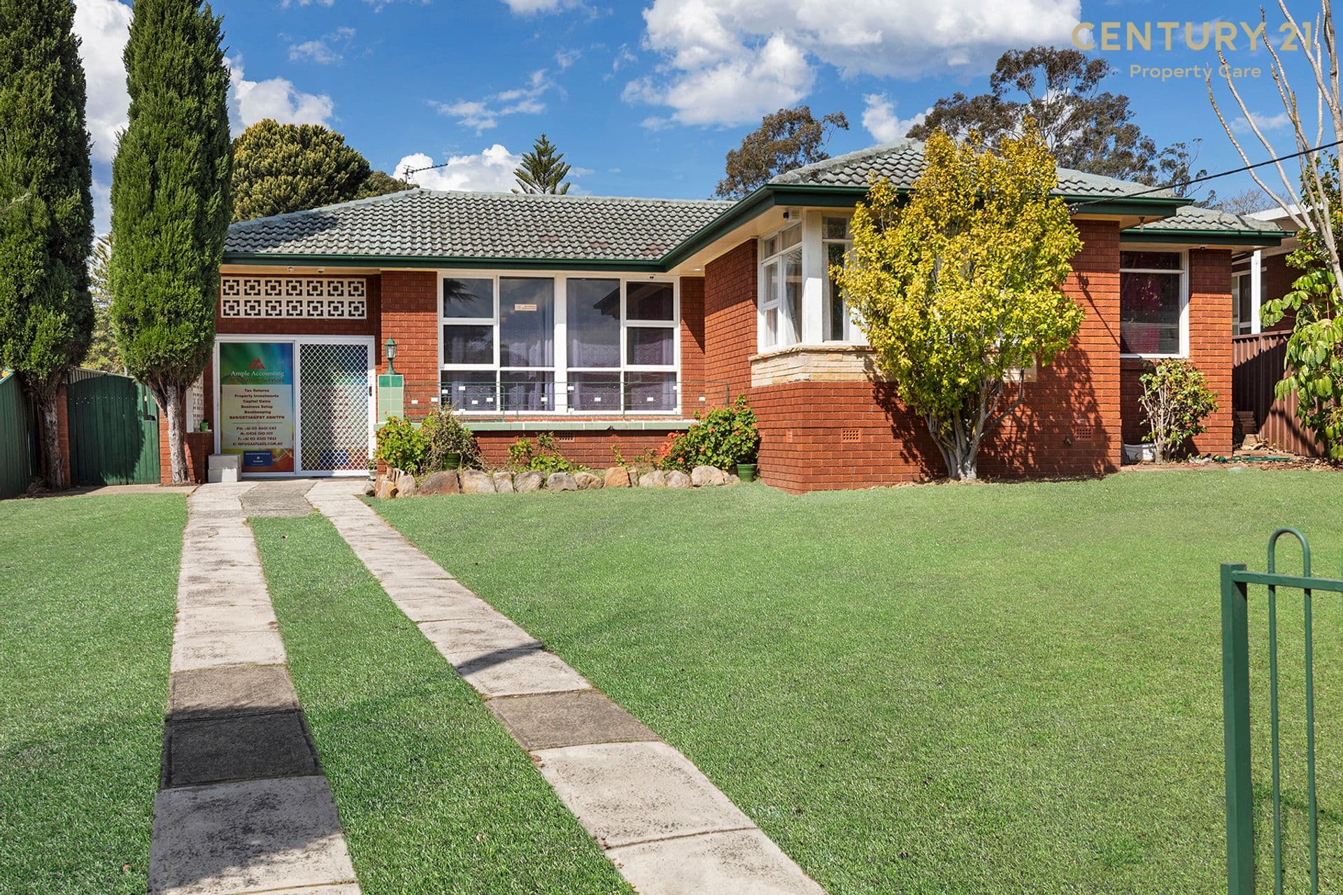 2 Aston Pl, Leumeah, NSW, 2560, Leumeah - Image 1