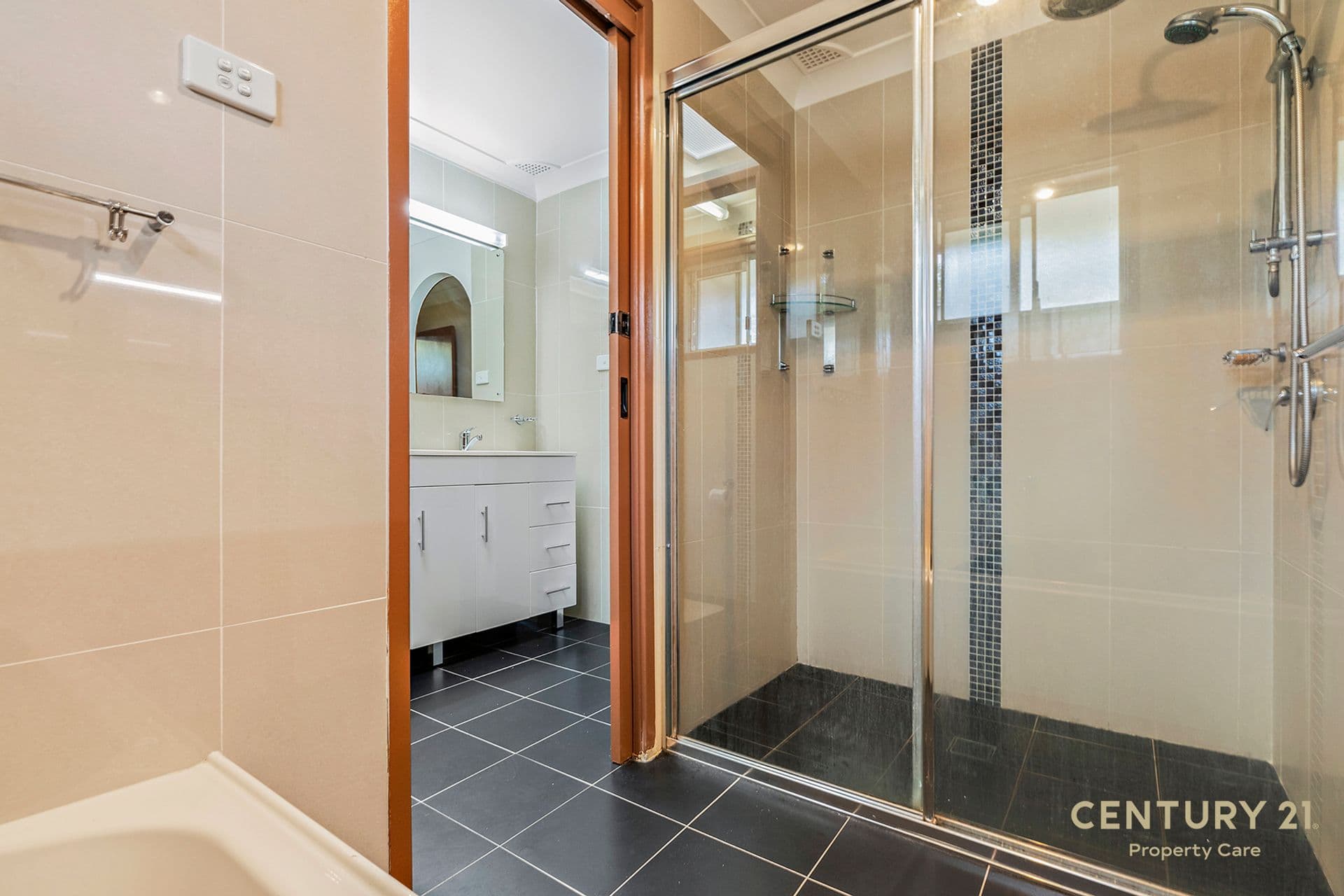 7 Boyer Place, Minto, NSW, 2566, Minto - Thumbnail 4