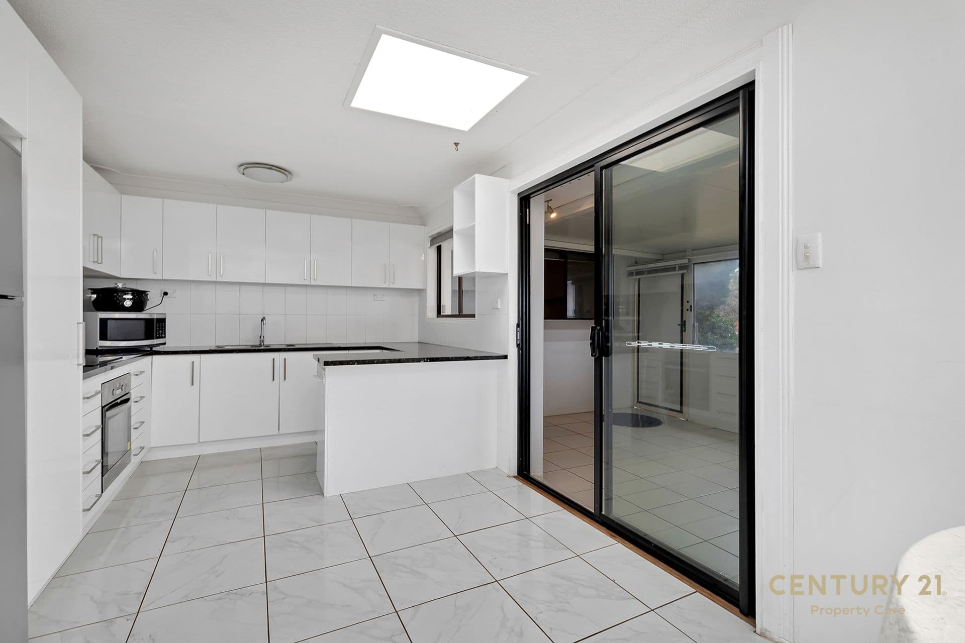 21 Benham Rd, Minto, NSW, 2566, Minto - Thumbnail 3