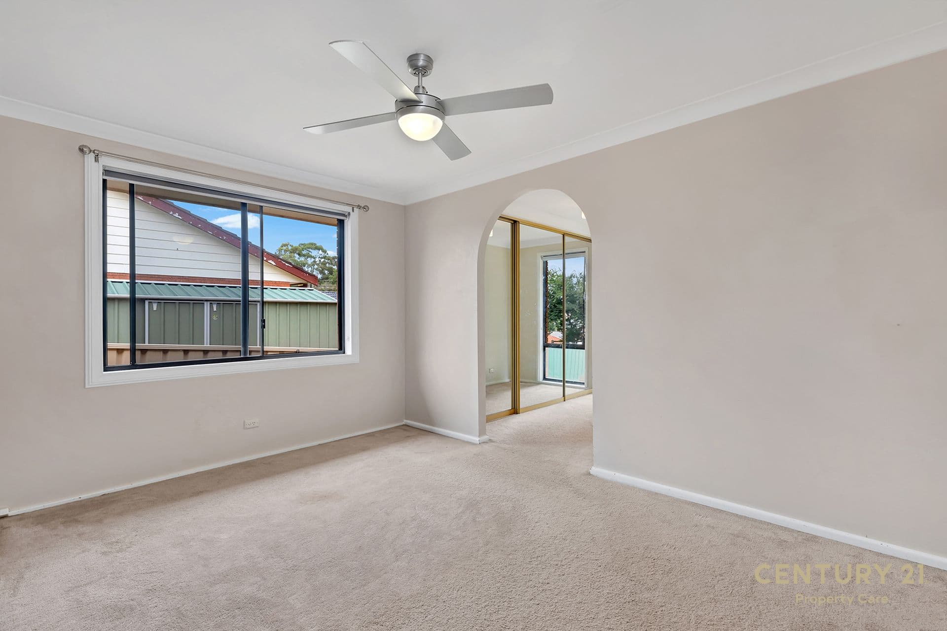 21 Benham Rd, Minto, NSW, 2566, Minto - Thumbnail 4