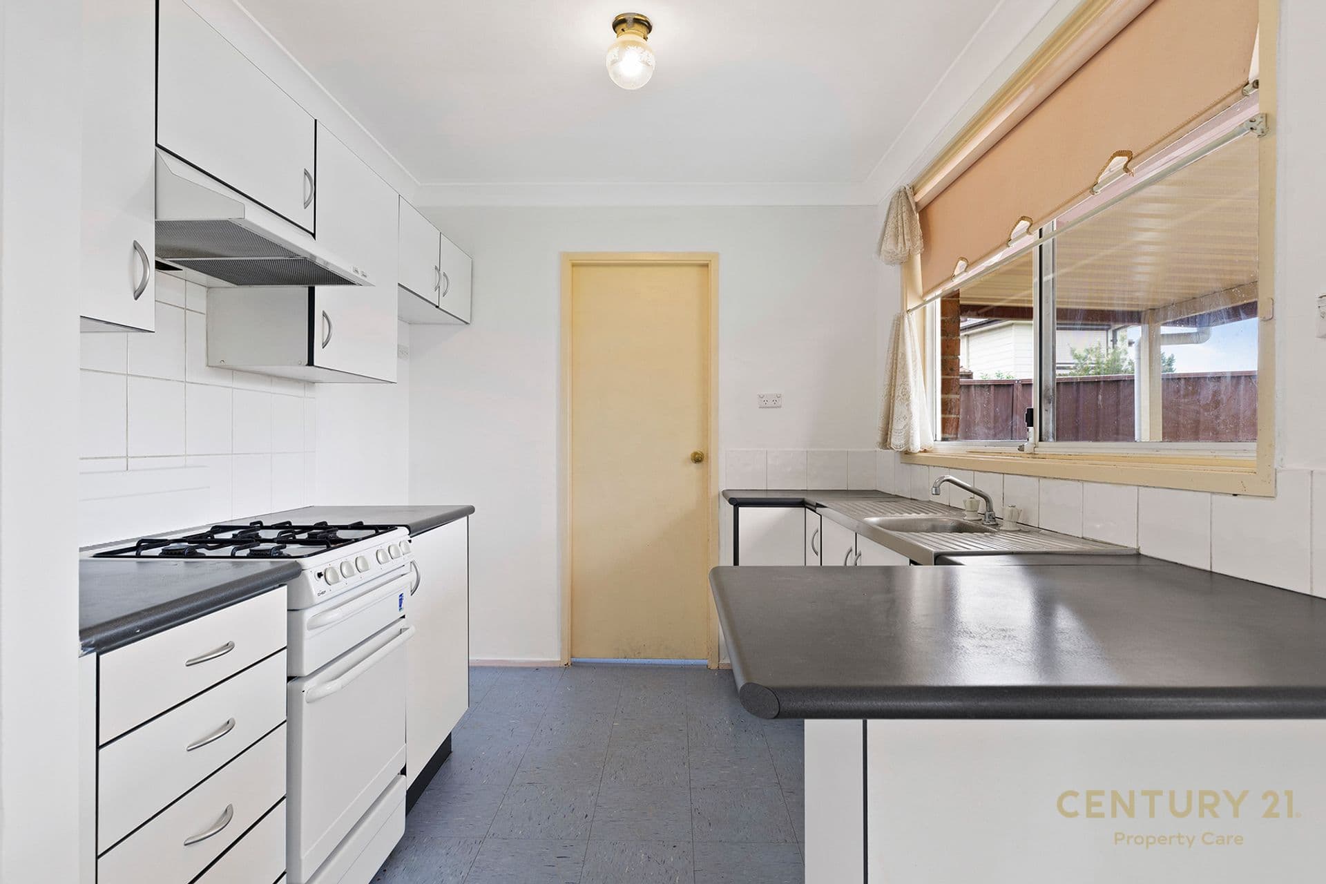 3 Allard Place, Ingleburn, NSW, 2565, Ingleburn - Thumbnail 3