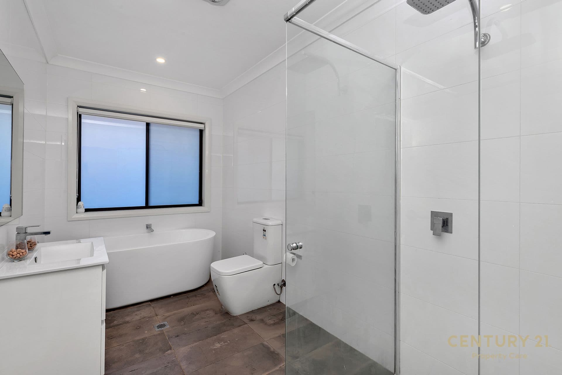 33 Dalrymple Ave, Minto, NSW, 2566, Minto - Thumbnail 5