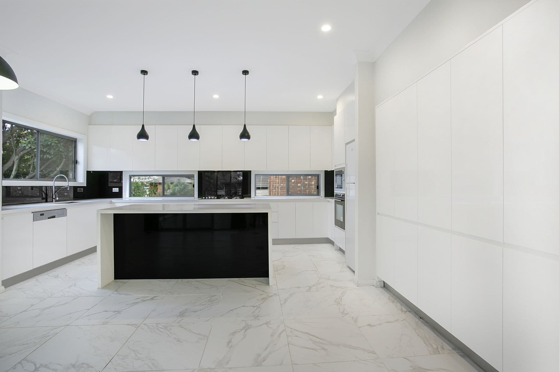 14 Selkirk Street, St Andrews, NSW, 2566, St Andrews - Thumbnail 2