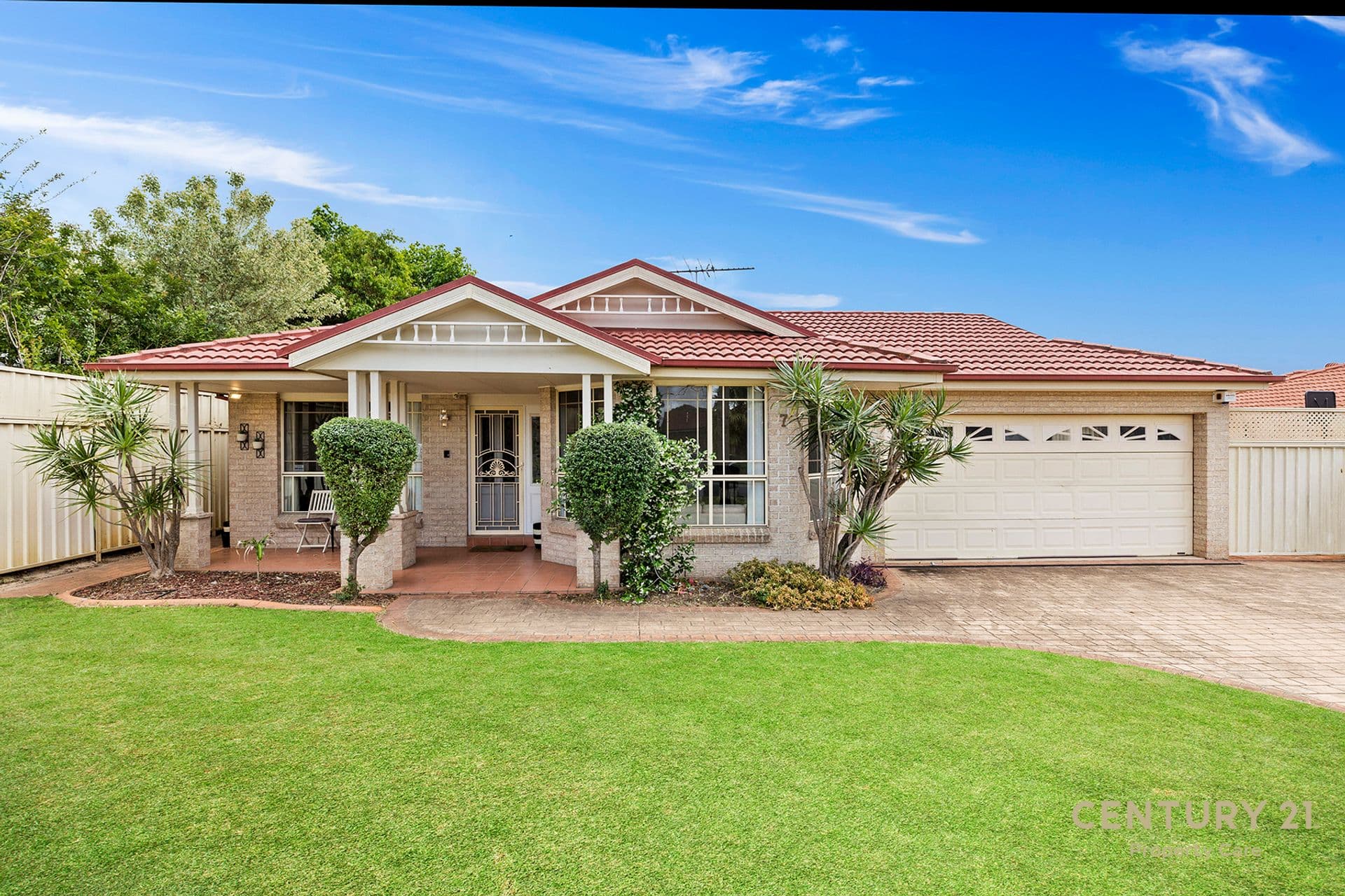 7 Oriole Pl, Ingleburn, NSW, 2565, Ingleburn - Thumbnail 2