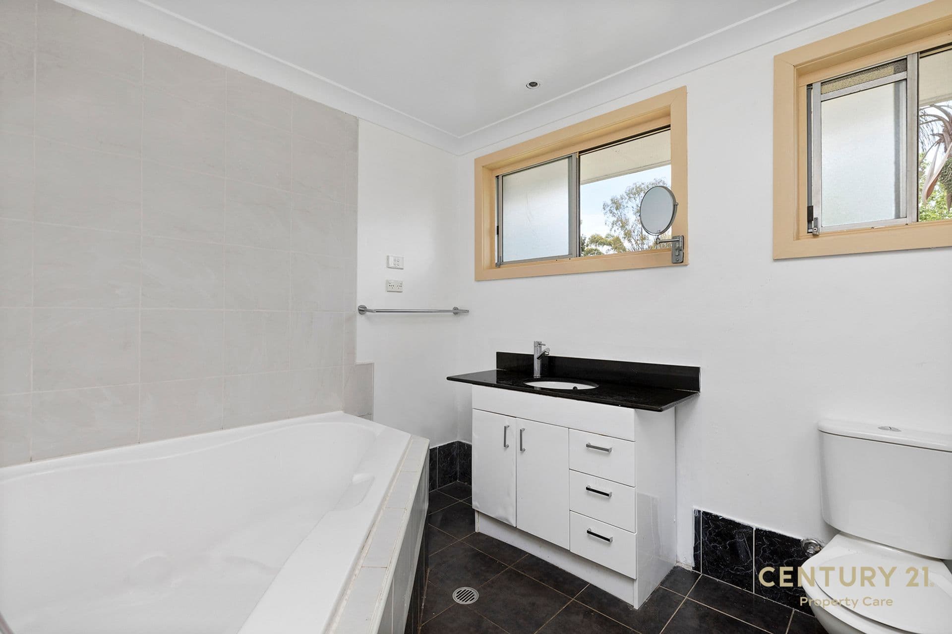 51 Randall Ave, Minto, NSW, 2566, Minto - Thumbnail 5