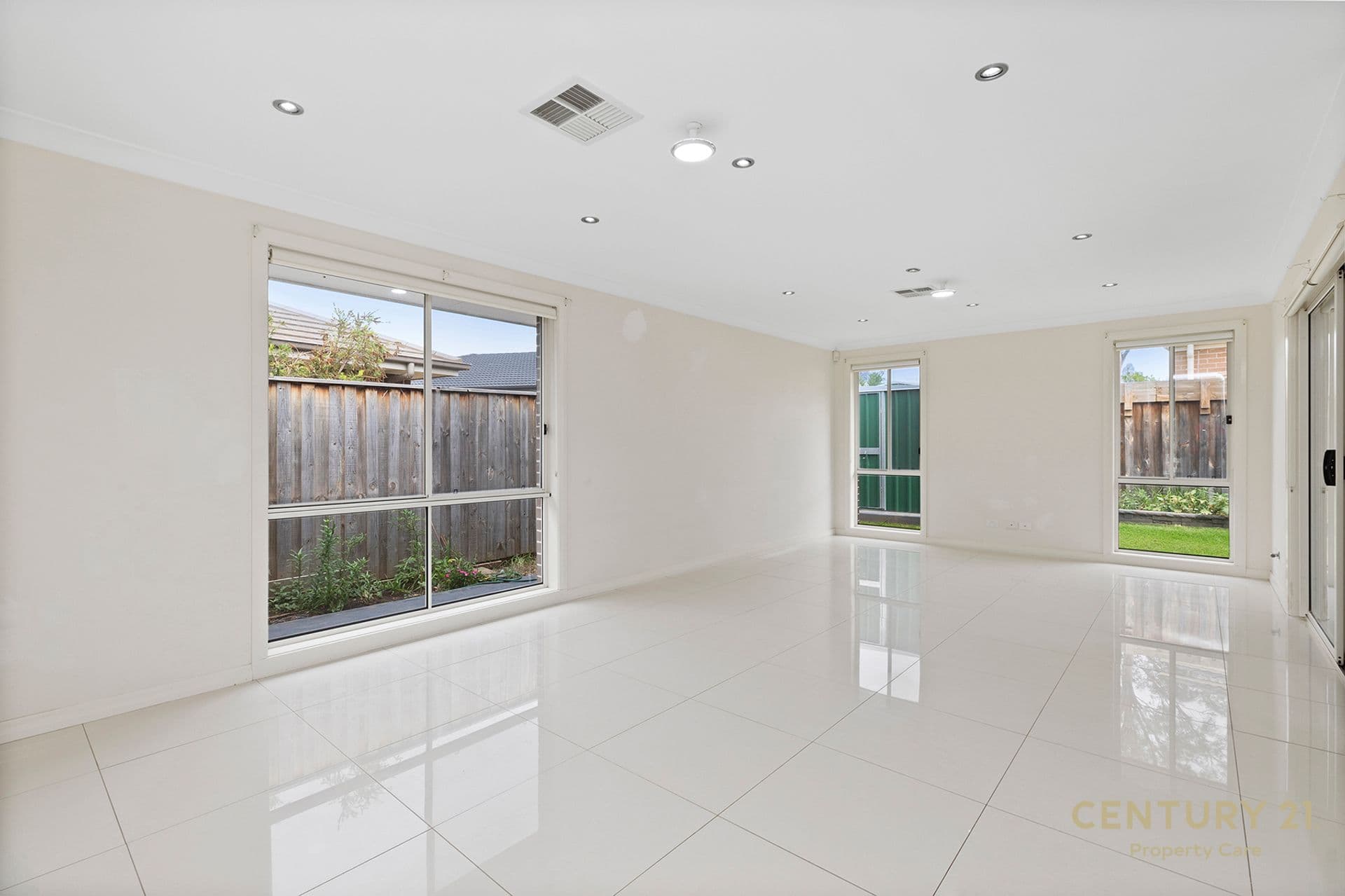 33 Grampian Ave, Minto, NSW, 2566, Minto - Thumbnail 3