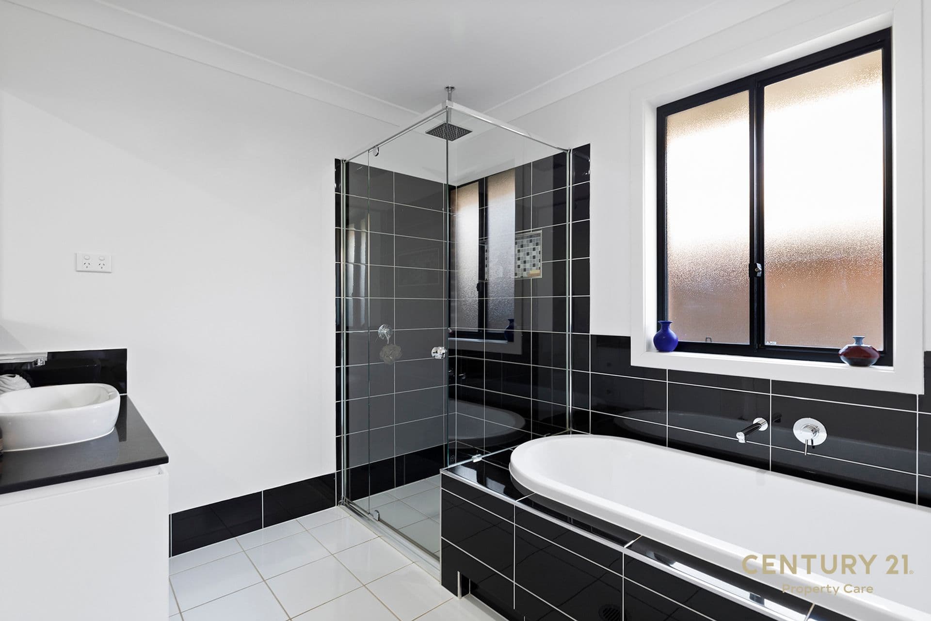 9 Grampian Ave, Minto, NSW, 2566, Minto - Thumbnail 3