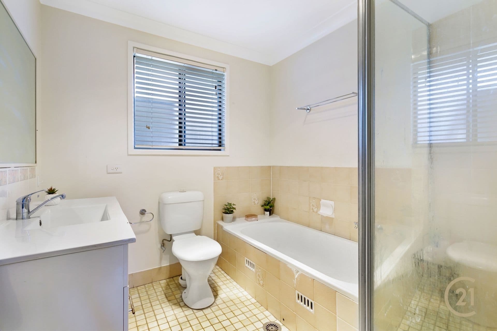 11/90 Chester  Rd, Ingleburn, NSW, 2565, Ingleburn - Thumbnail 5