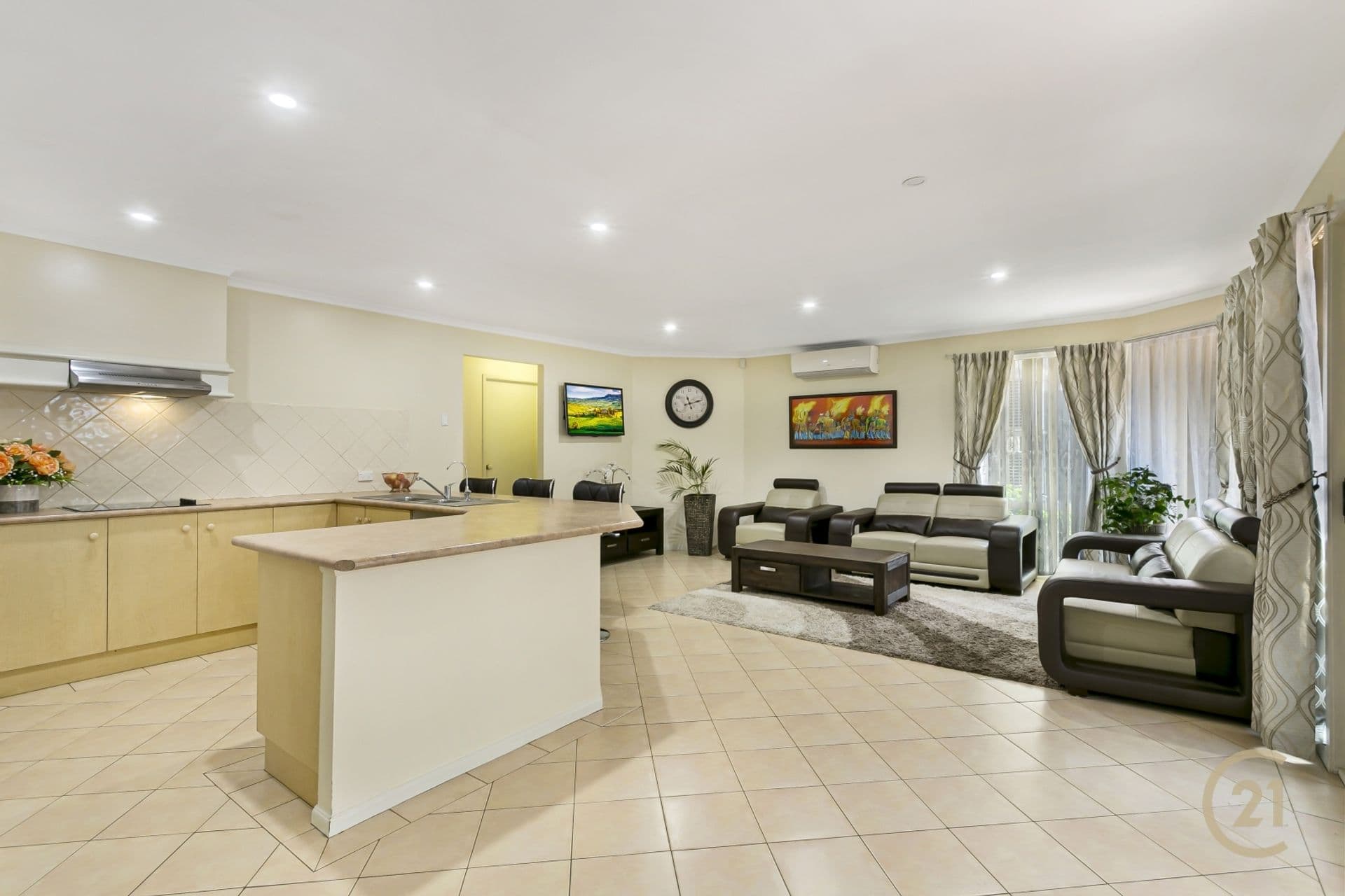30 Jersey Parade, Minto, NSW, 2566, Minto - Thumbnail 2