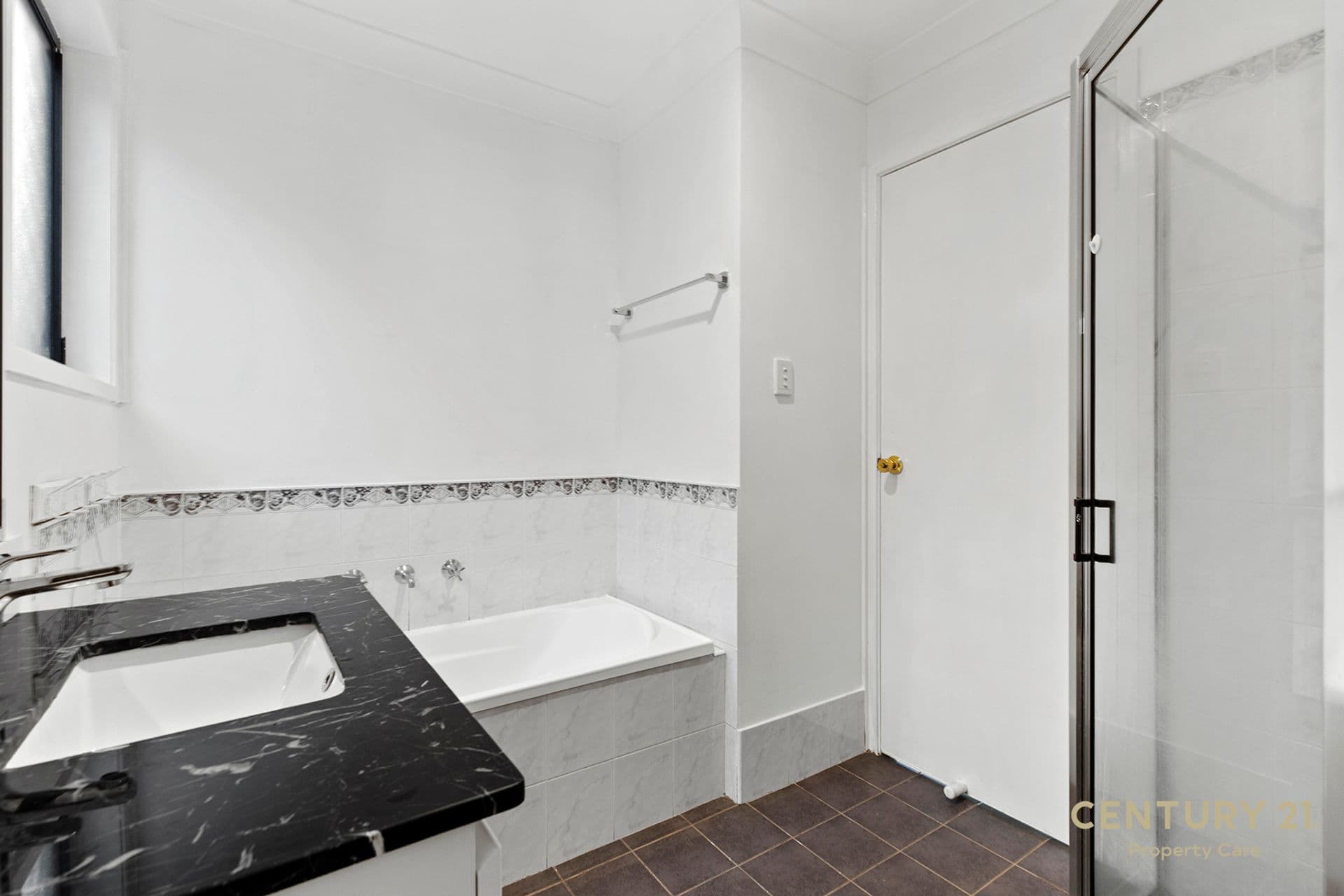22 Norman Dunlop Cres, Minto, NSW, 2566, Minto - Thumbnail 5
