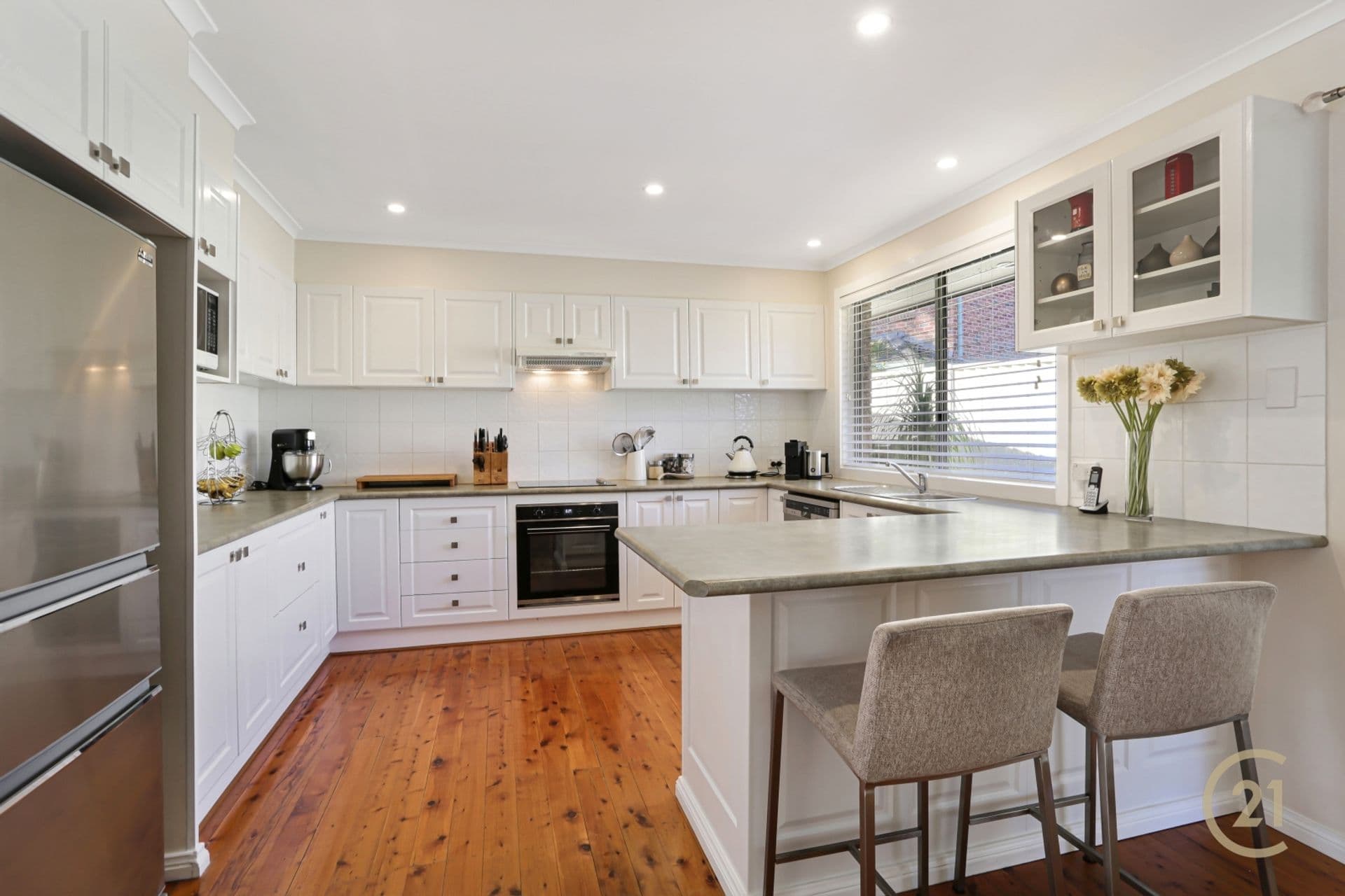 10 Daimler Place, Ingleburn, NSW, 2565, Ingleburn - Thumbnail 2