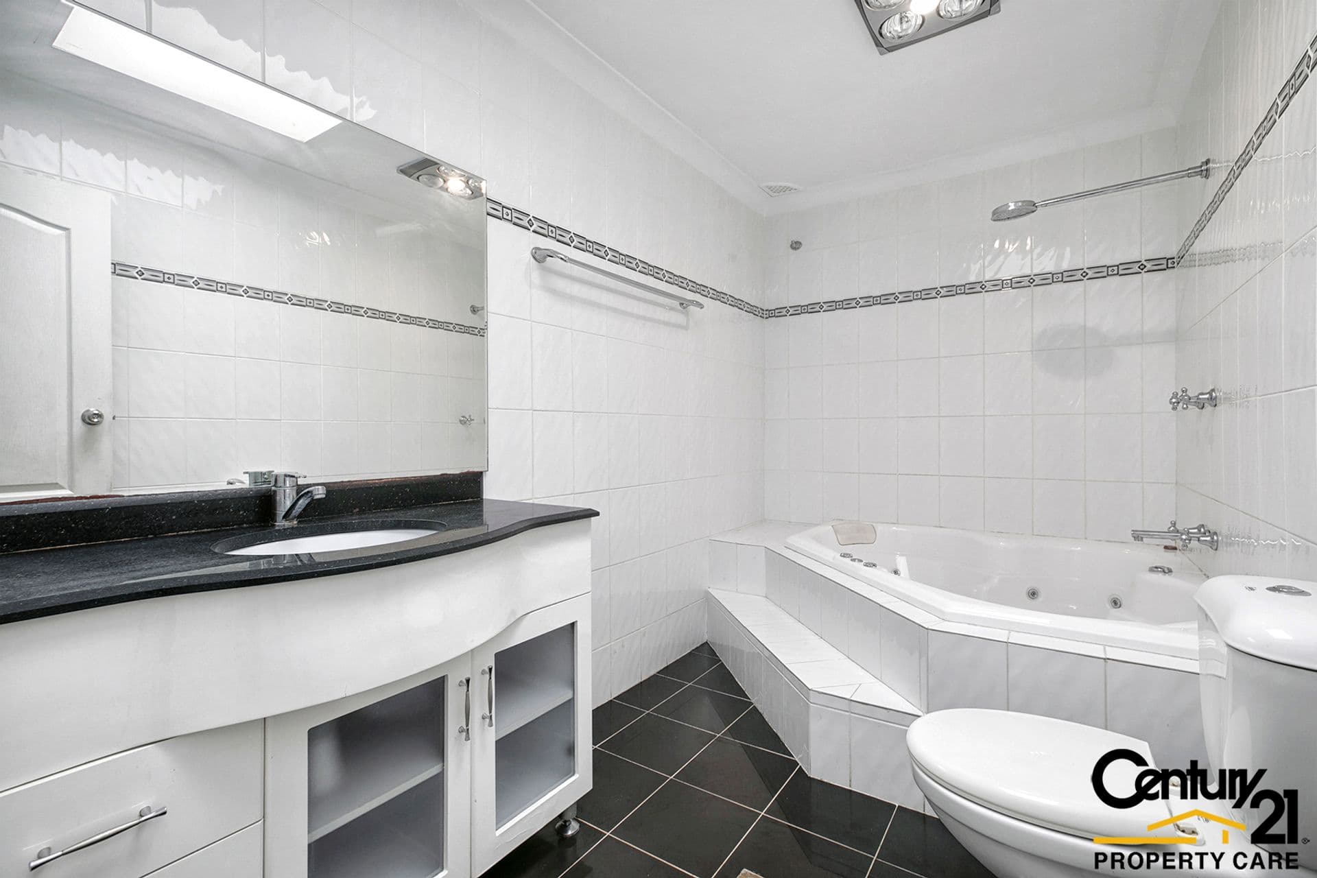 9 Guernsey Ave, Minto, NSW, 2566, Minto - Thumbnail 4