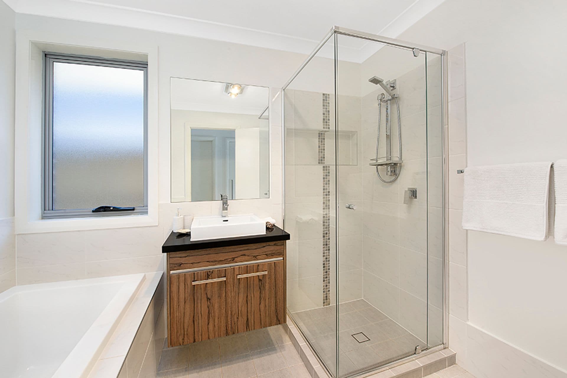 14 Tamborine Drive, Minto, NSW, 2566, Minto - Thumbnail 3