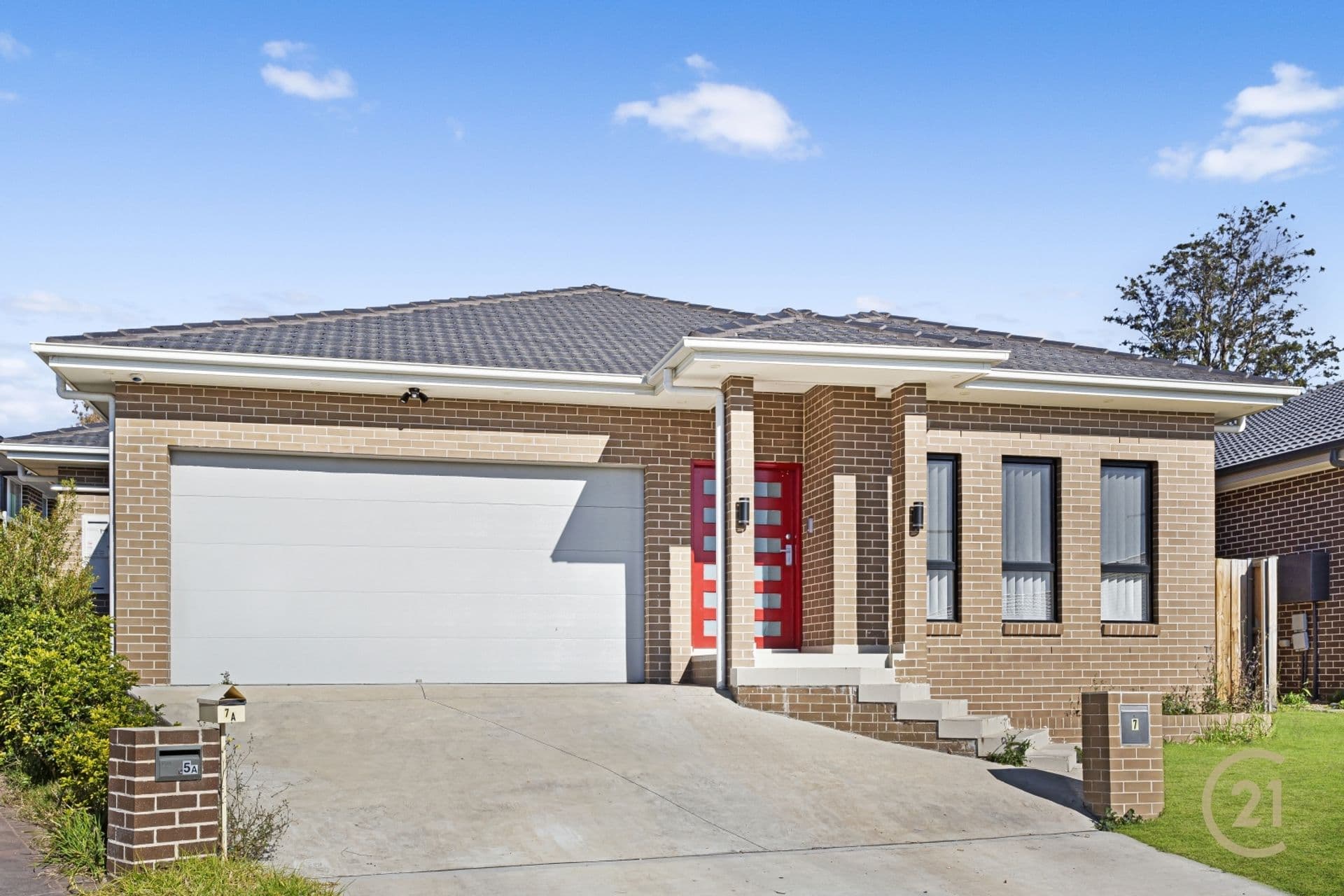 7 Pilot Close, Minto, NSW, 2566, Minto - Image 1