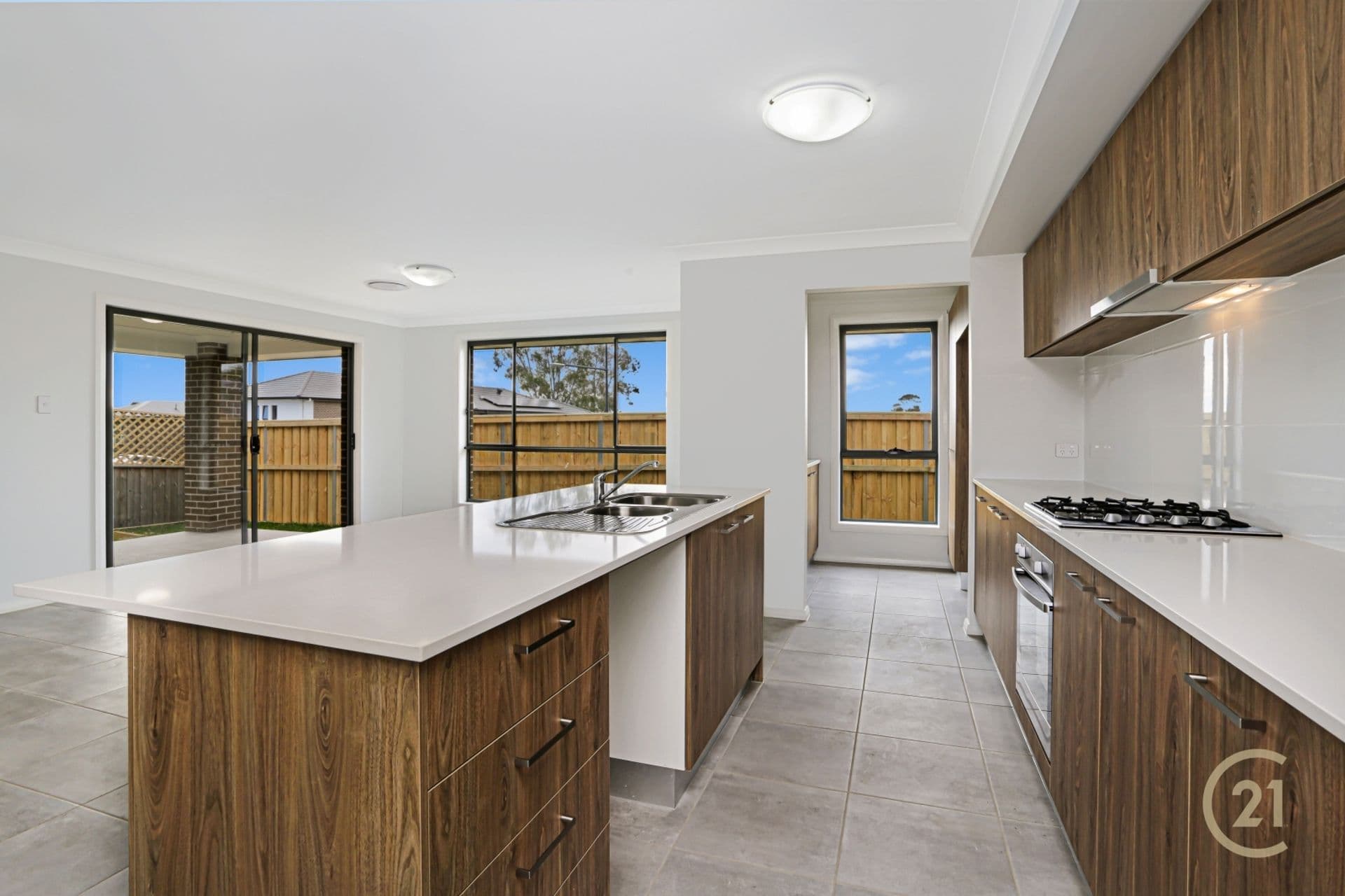 3 Elizabeth McRae Avenue, Minto, NSW, 2566, Minto - Thumbnail 2