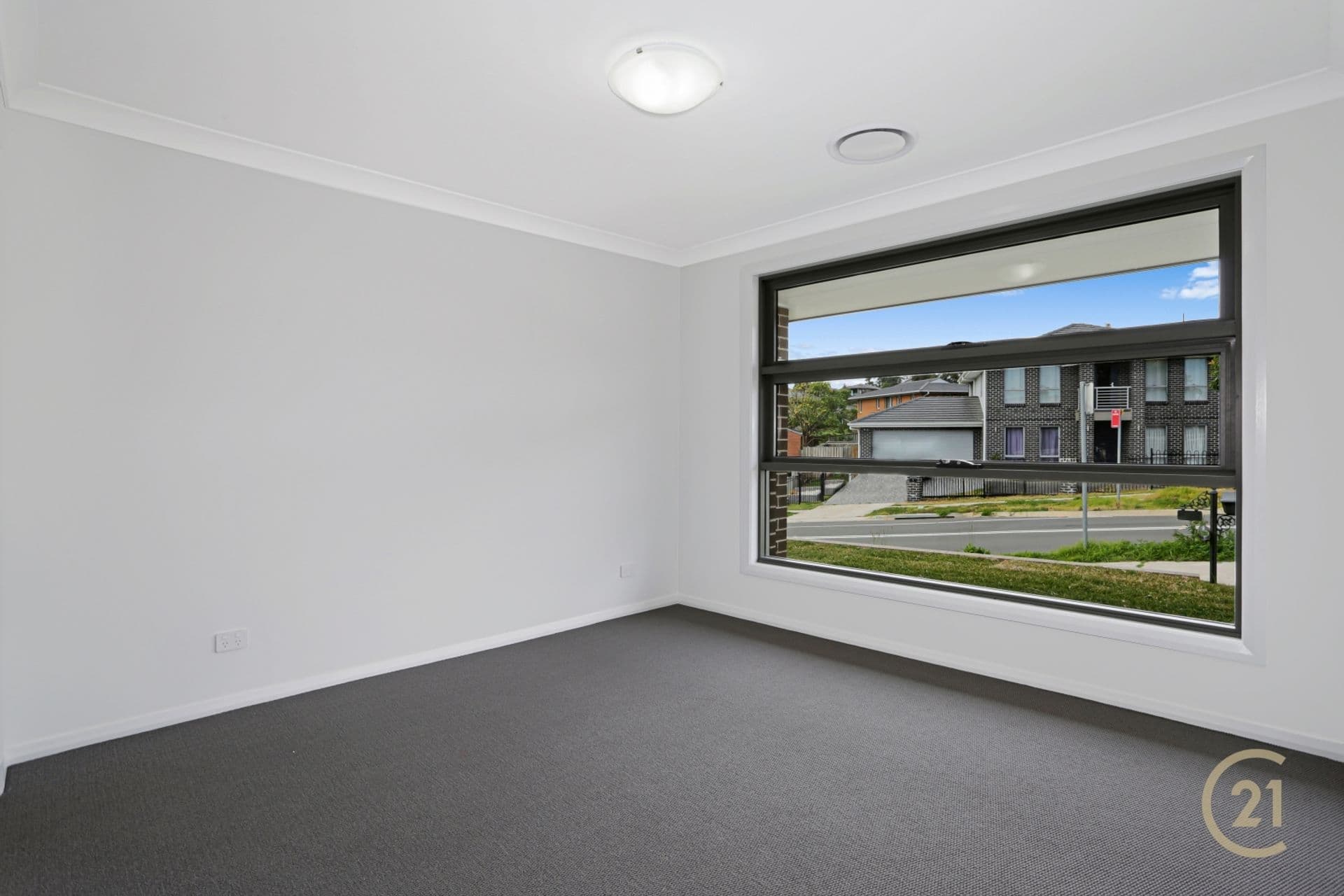 3 Elizabeth McRae Avenue, Minto, NSW, 2566, Minto - Thumbnail 3
