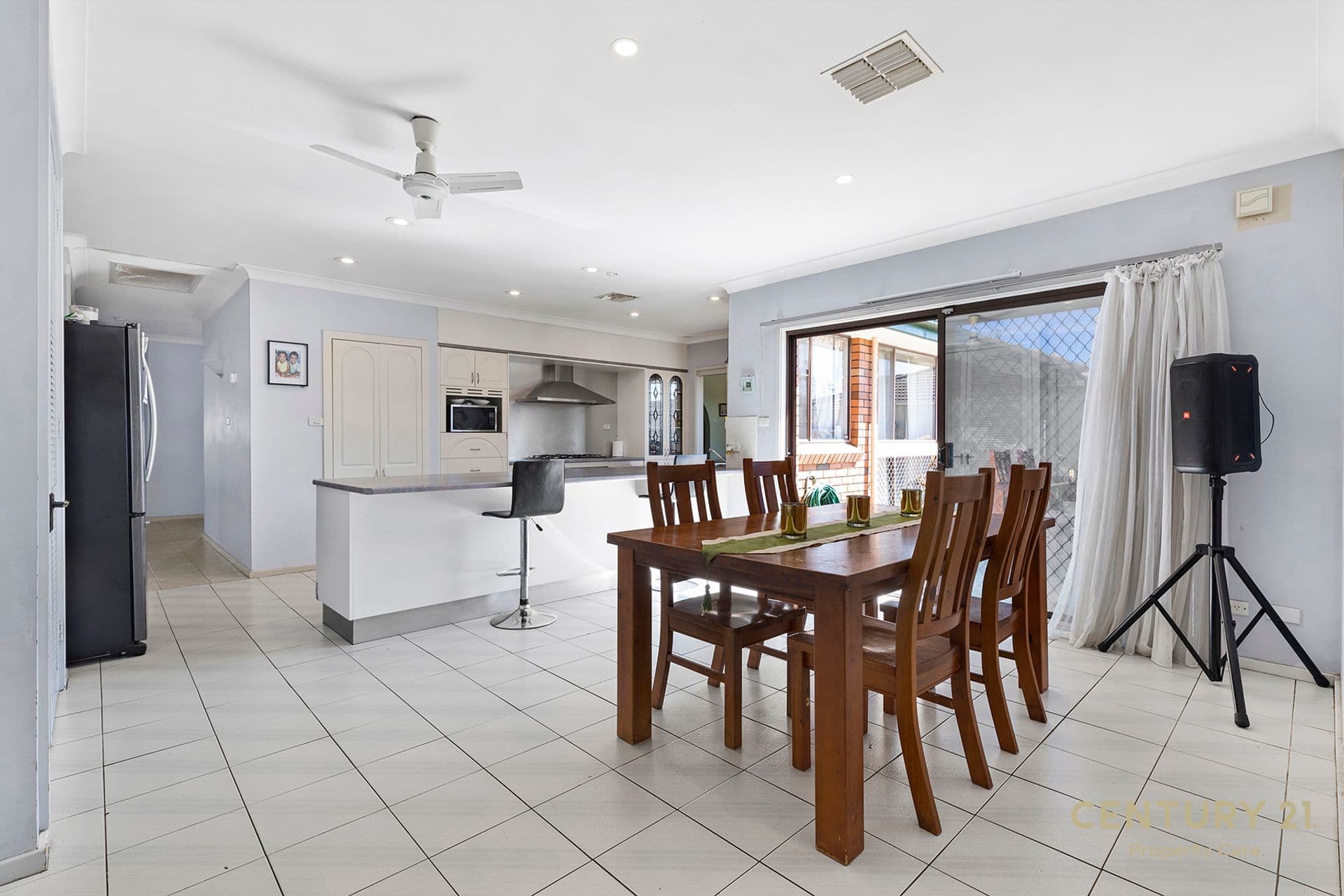 104 Oxford Rd, Ingleburn, NSW, 2565, Ingleburn - Thumbnail 6