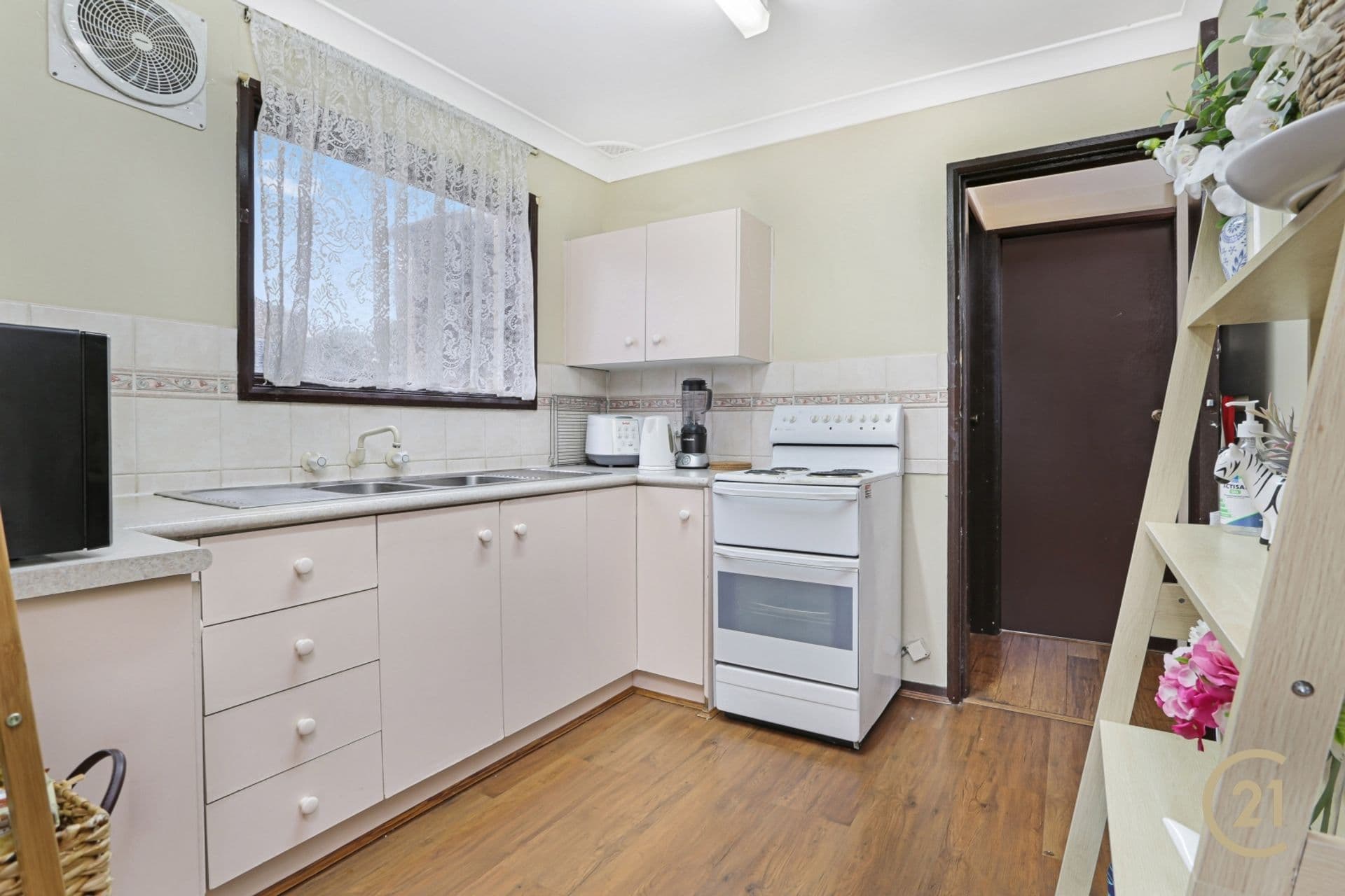 15/2 Whipbird Ave, Ingleburn, NSW, 2565, Ingleburn - Thumbnail 4