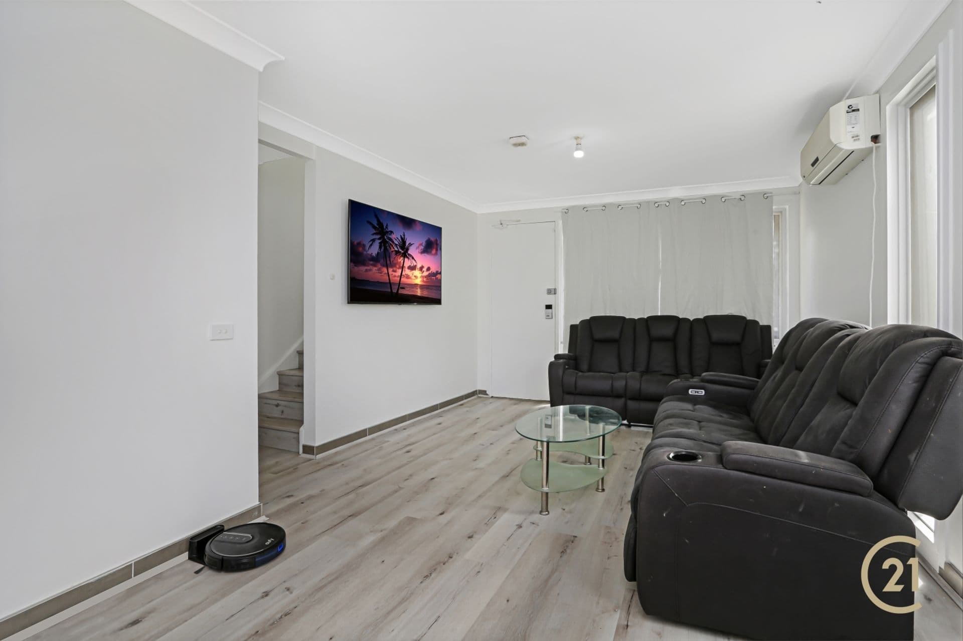 1 Risdoni Way, Macquarie Fields, NSW, 2564, Macquarie Fields - Thumbnail 3