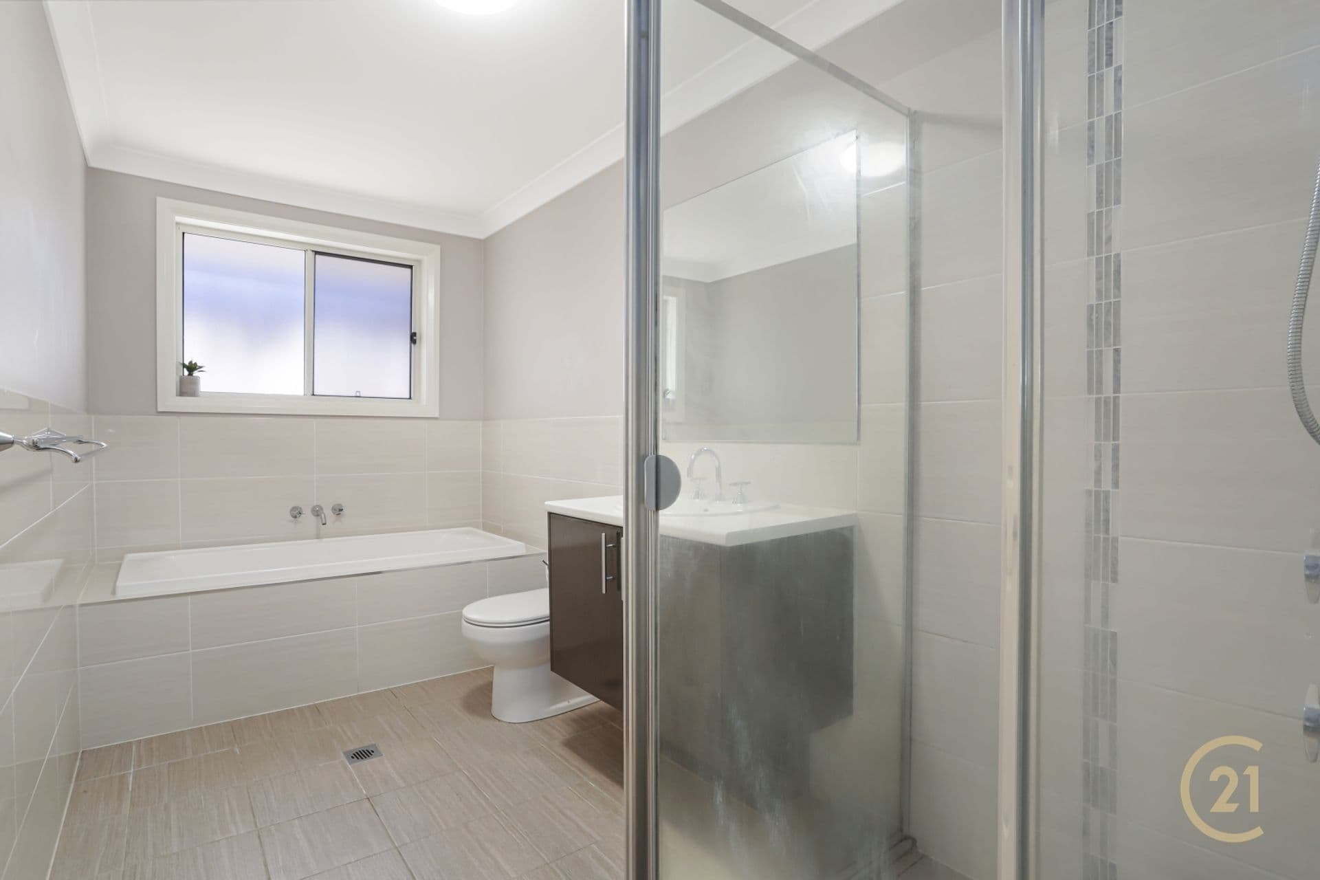 27 Woodroffe St, Minto, NSW, 2566, Minto - Thumbnail 4