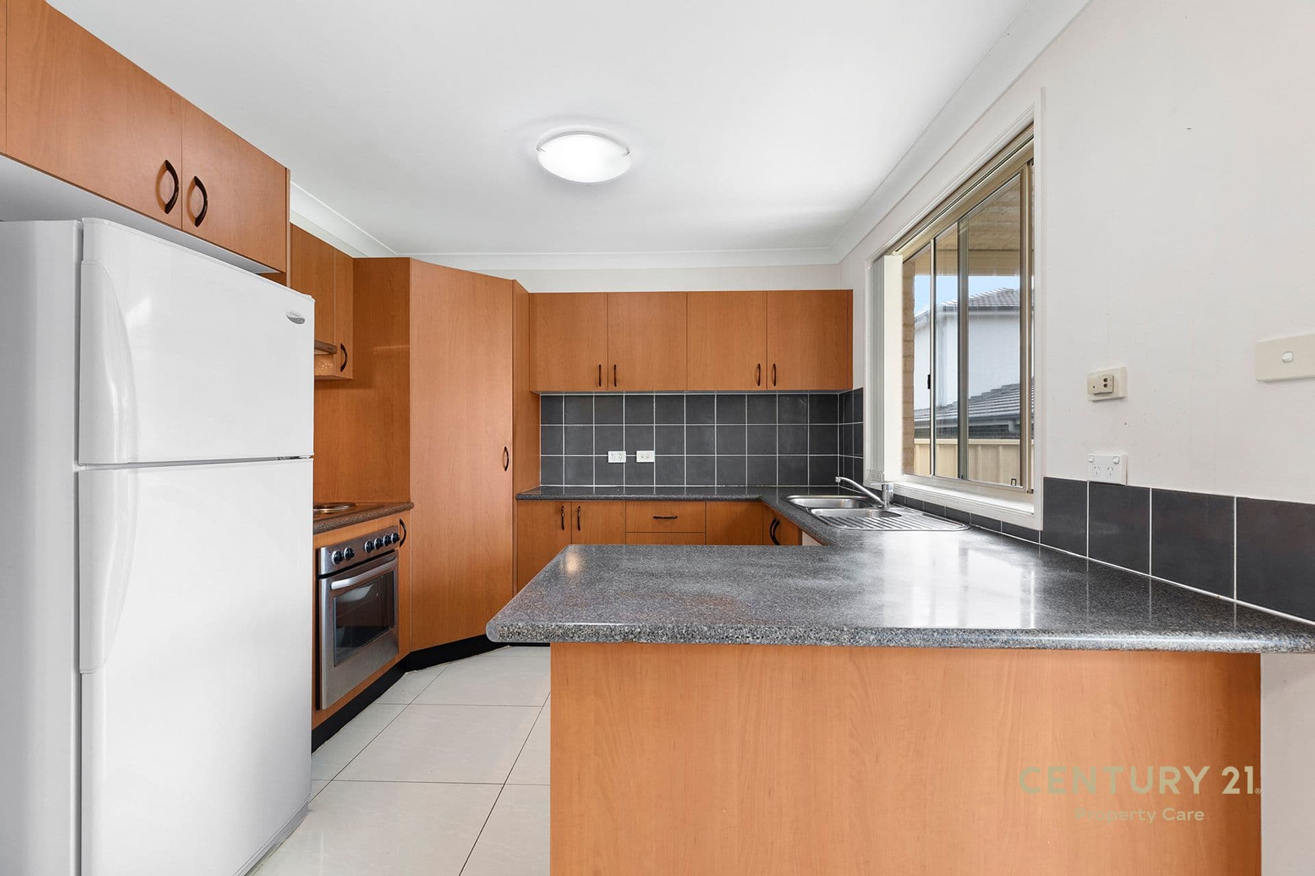 4 Waratah Cres, Macquarie Fields, NSW, 2564, Macquarie Fields - Thumbnail 4