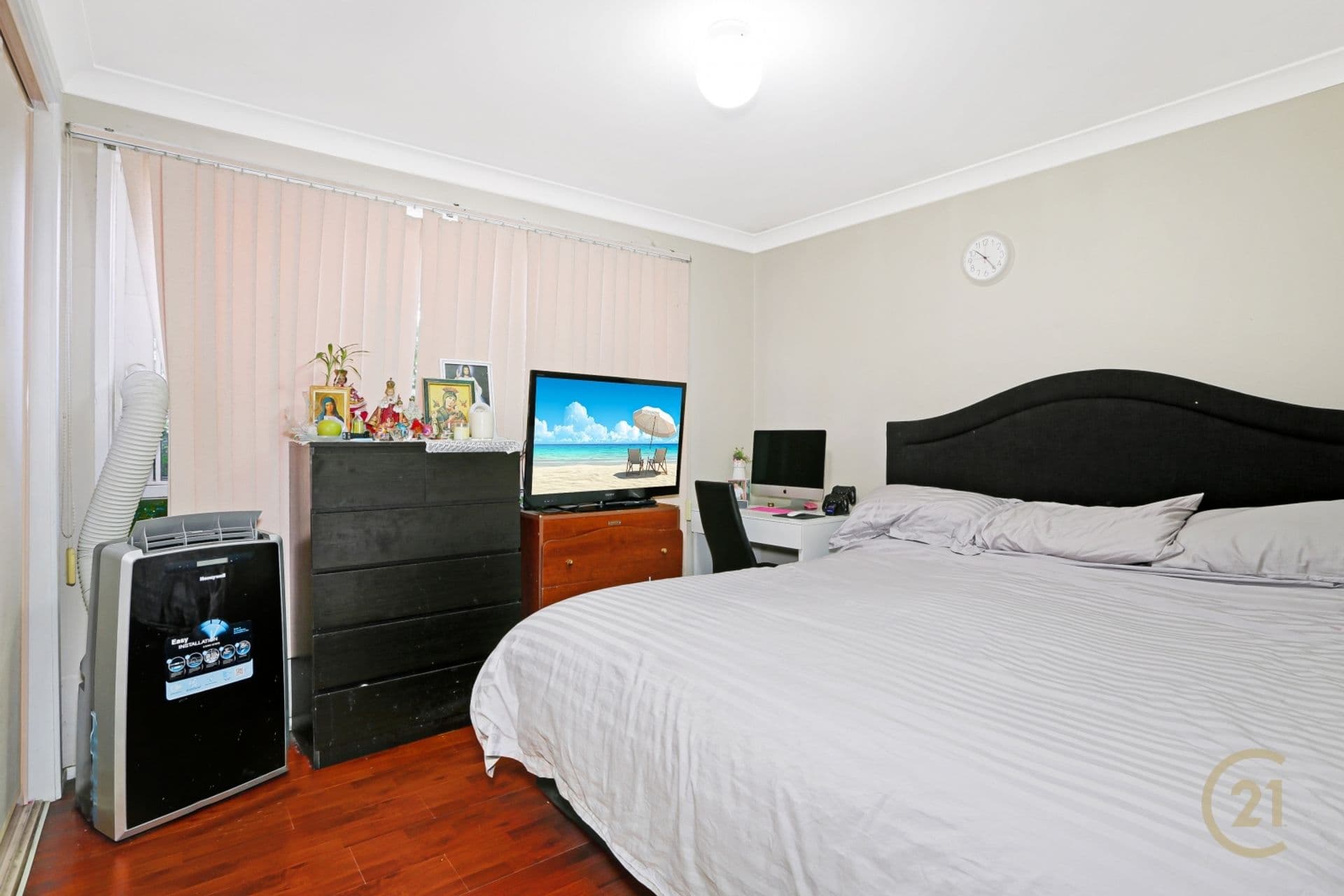 42 Jersey Parade, Minto, NSW, 2566, Minto - Thumbnail 4