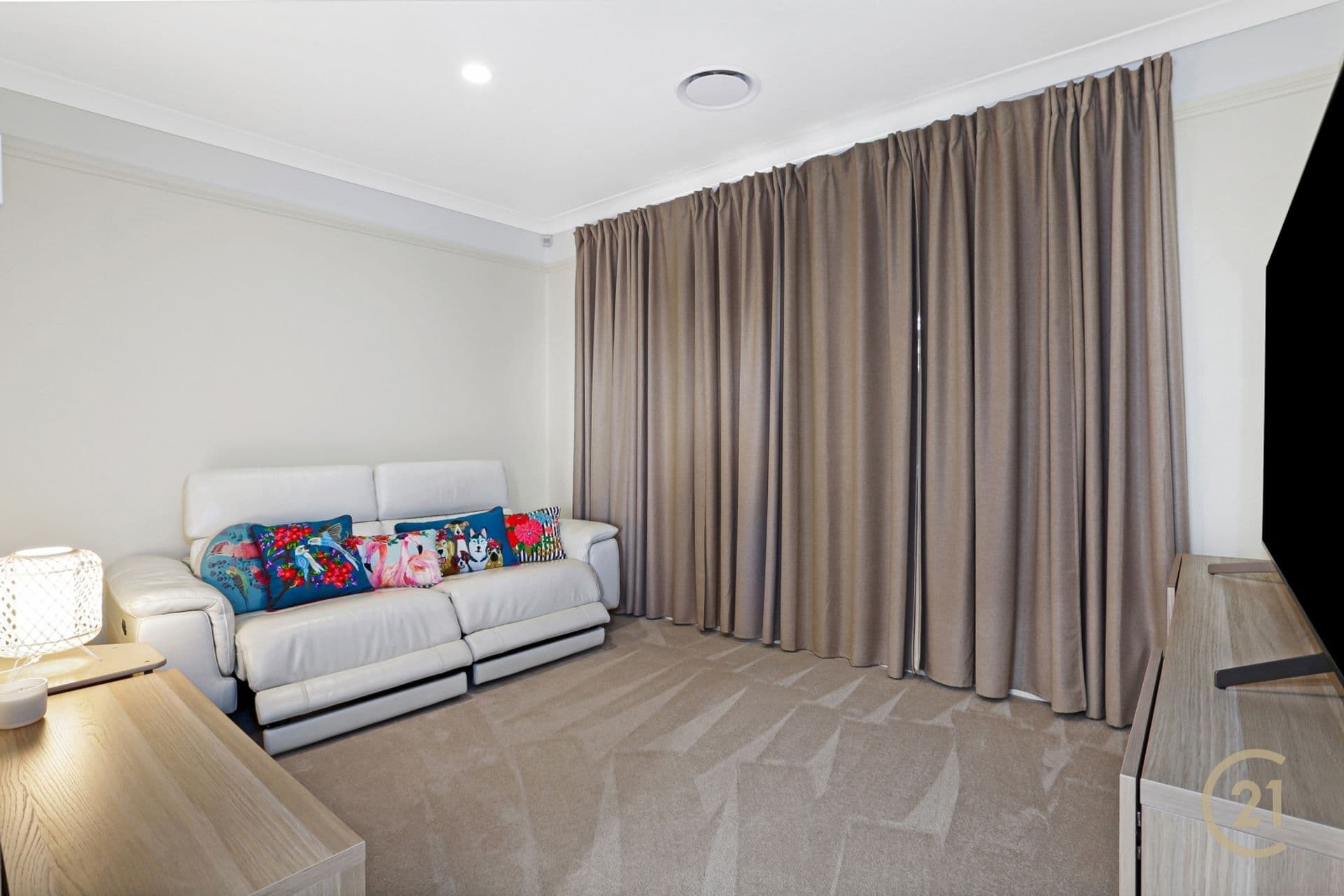 8 Joseph Whitehouse Close, Minto, NSW, 2566, Minto - Thumbnail 7