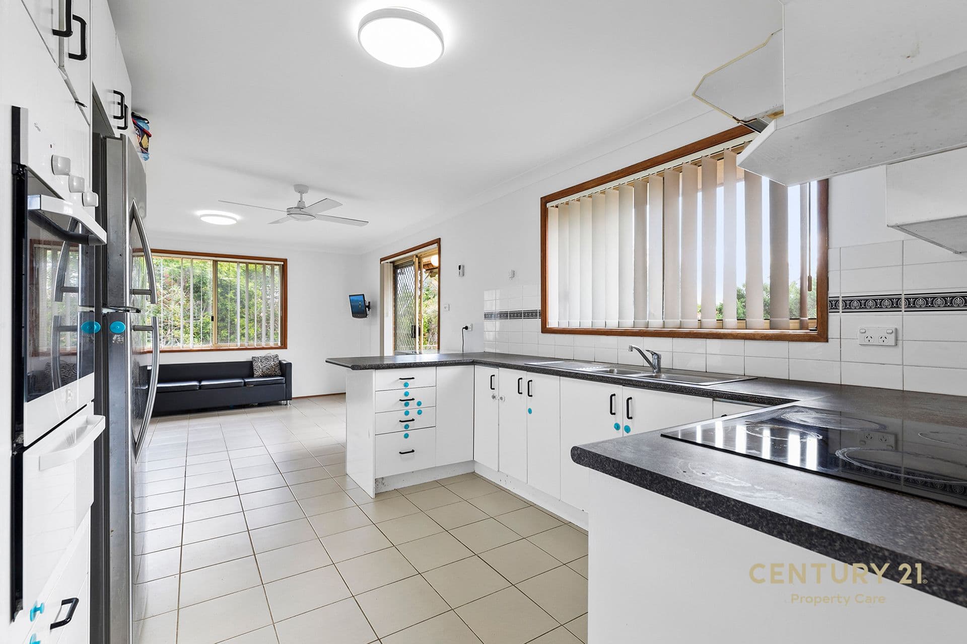 9 Curtiss Place, Raby, NSW, 2566, Raby - Thumbnail 2