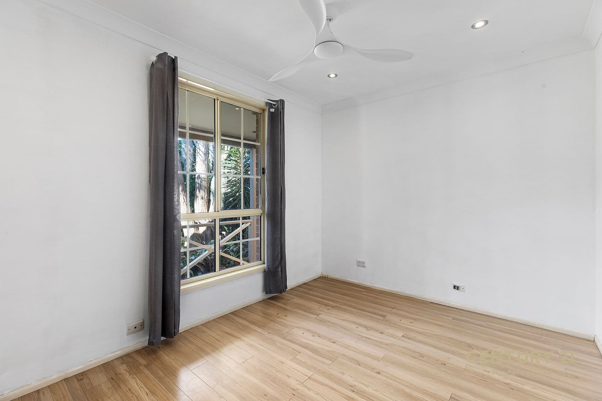 17 Gardiner Street, Minto, NSW, 2566, Minto - Thumbnail 3