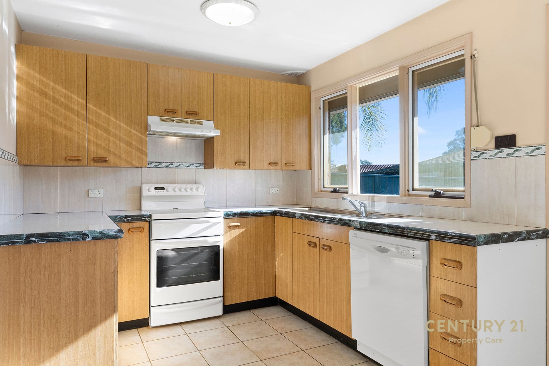 19 Longhurst Road, Minto, NSW, 2566, Minto - Thumbnail 5