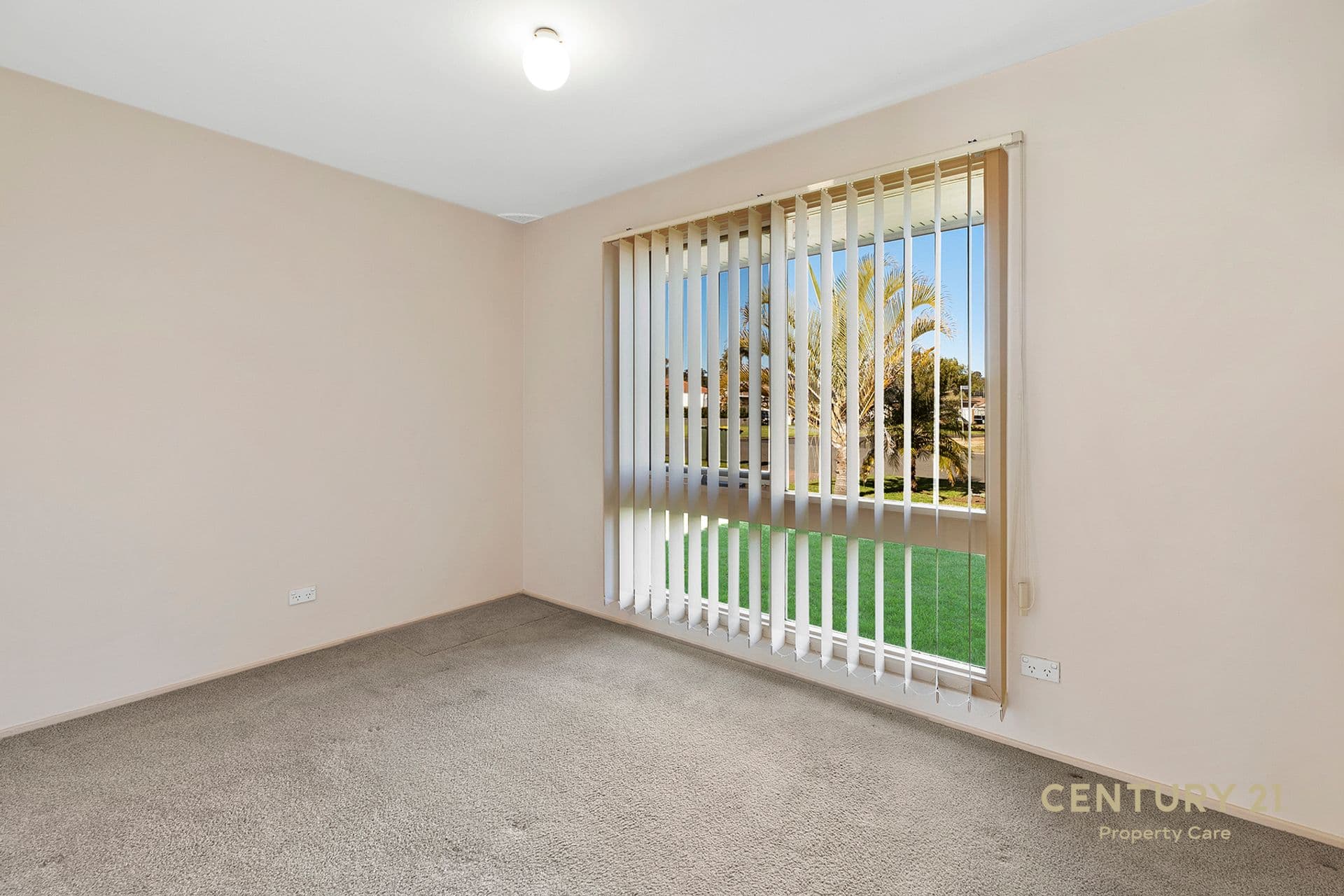 19 Longhurst Road, Minto, NSW, 2566, Minto - Thumbnail 7
