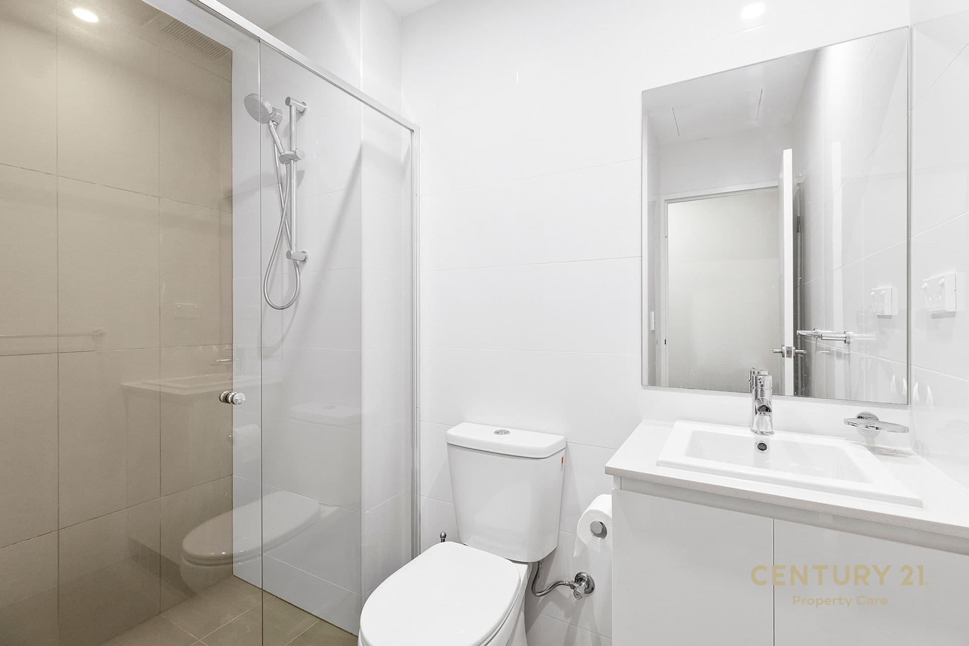 17/18-22 Broughton Street, Campbelltown, NSW, 2560, Campbelltown - Thumbnail 3