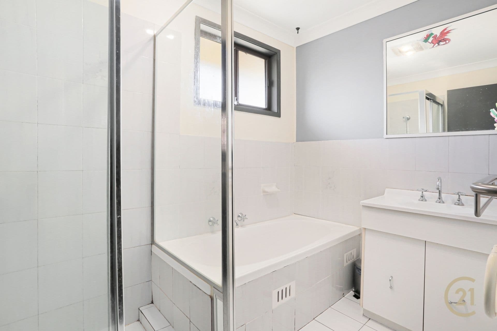 1/25 Porter Street, Minto, NSW, 2566, Minto - Thumbnail 5