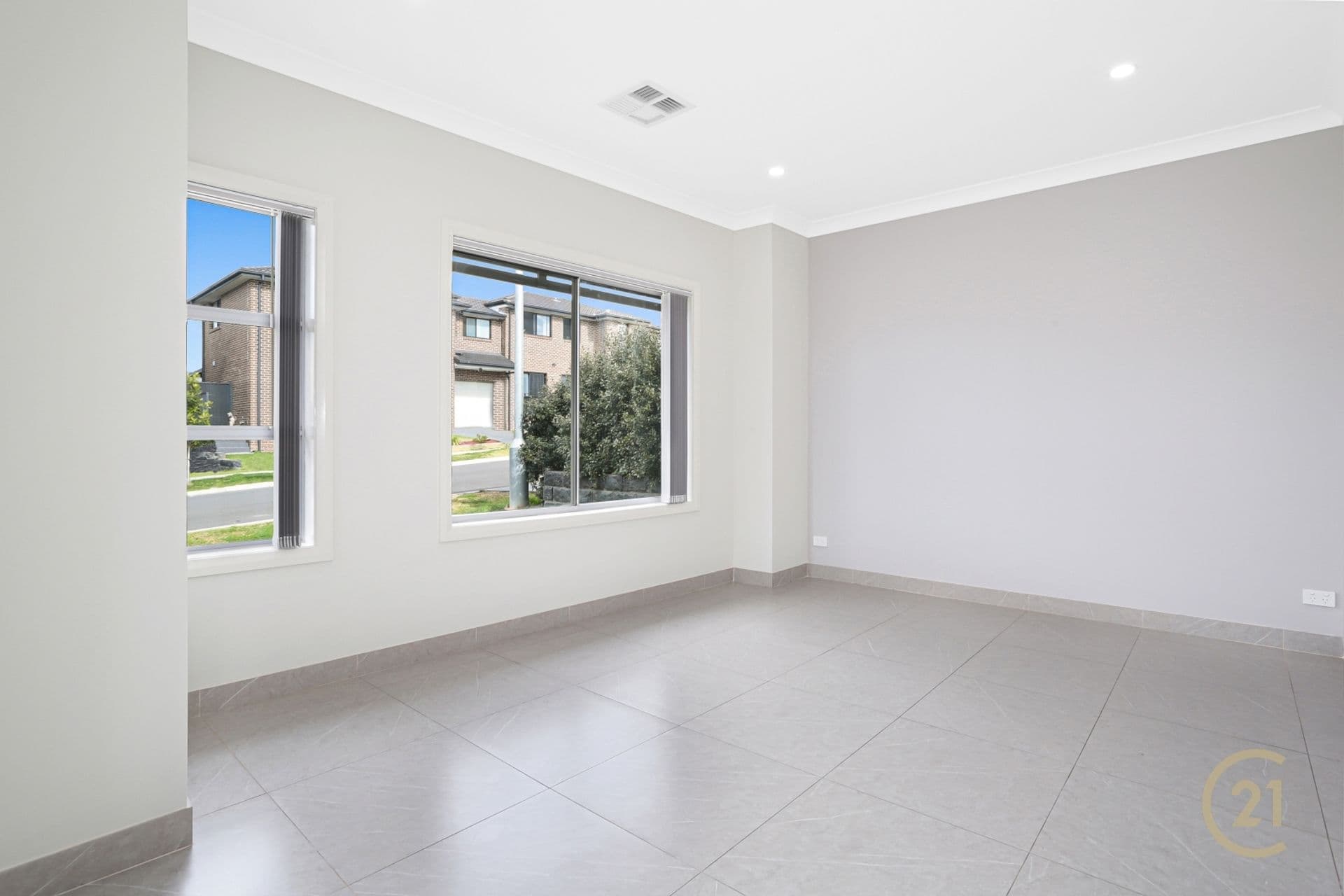 3 Tasman Street, Gregory Hills, NSW, 2557, Gregory Hills - Thumbnail 4