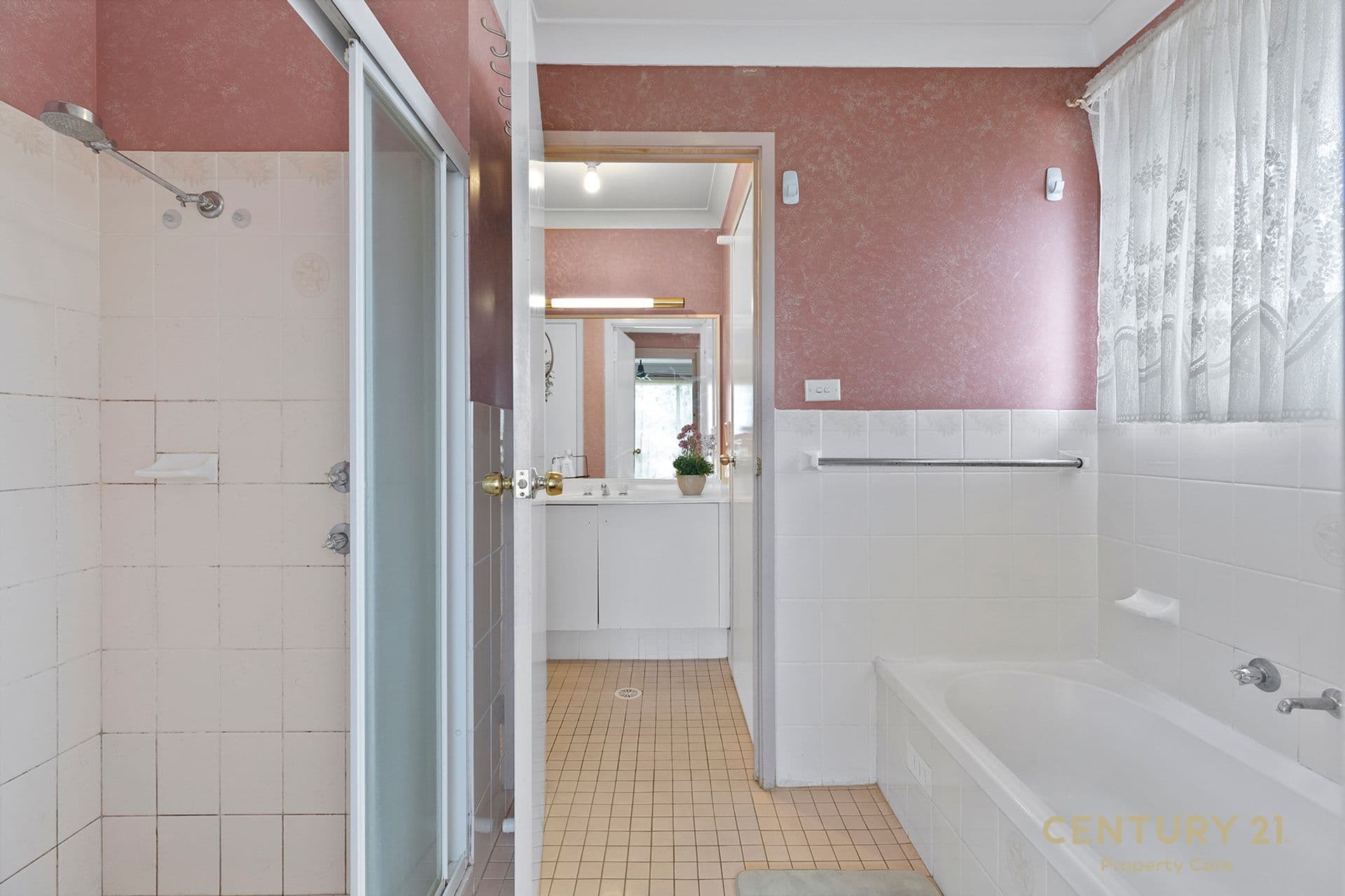 10 Stockalls Place, Minto, NSW, 2566, Minto - Thumbnail 5