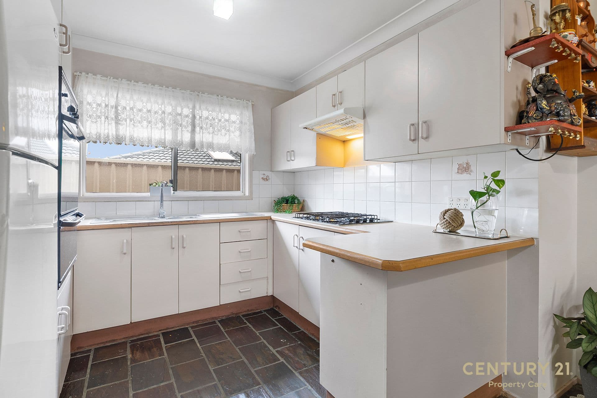 10 Stockalls Place, Minto, NSW, 2566, Minto - Thumbnail 7