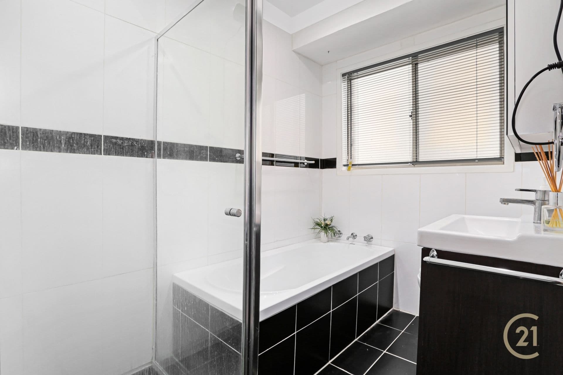 15 Jersey Parade, Minto, NSW, 2566, Minto - Thumbnail 5
