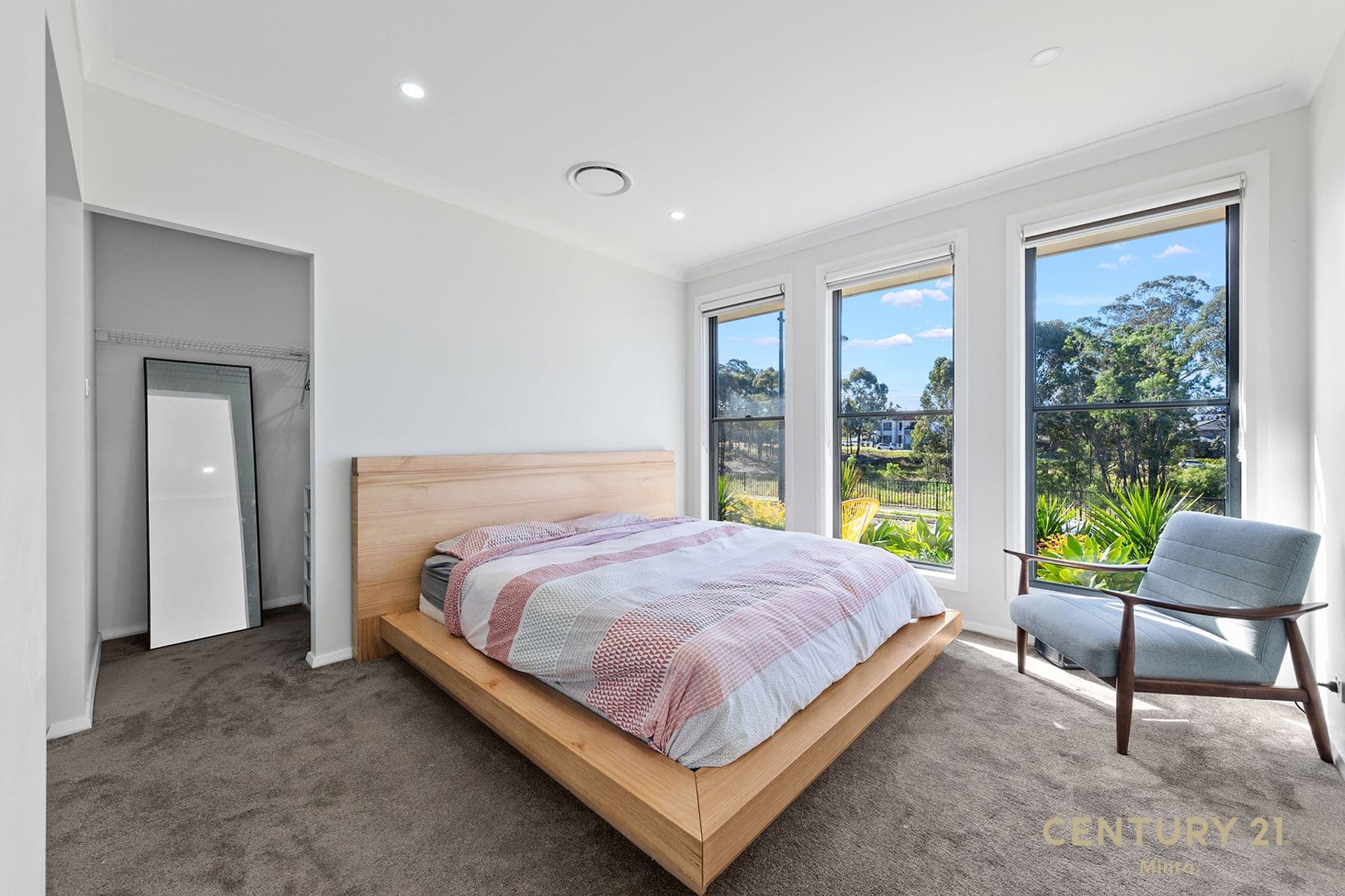 21 Westview Street, Campbelltown, NSW, 2560, Campbelltown - Thumbnail 3