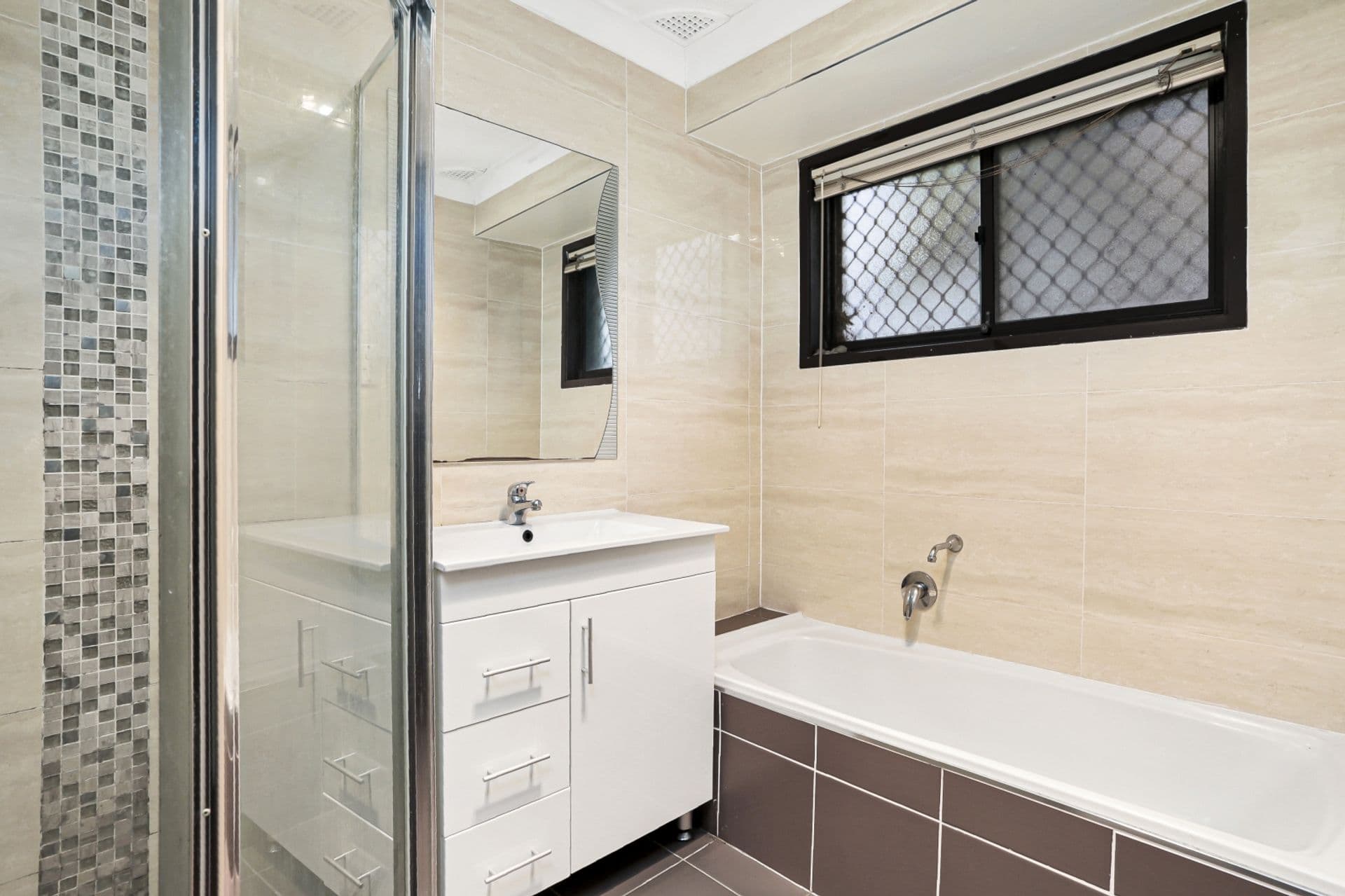 17/36 Victoria Road, Macquarie Fields, NSW, 2564, Macquarie Fields - Thumbnail 3