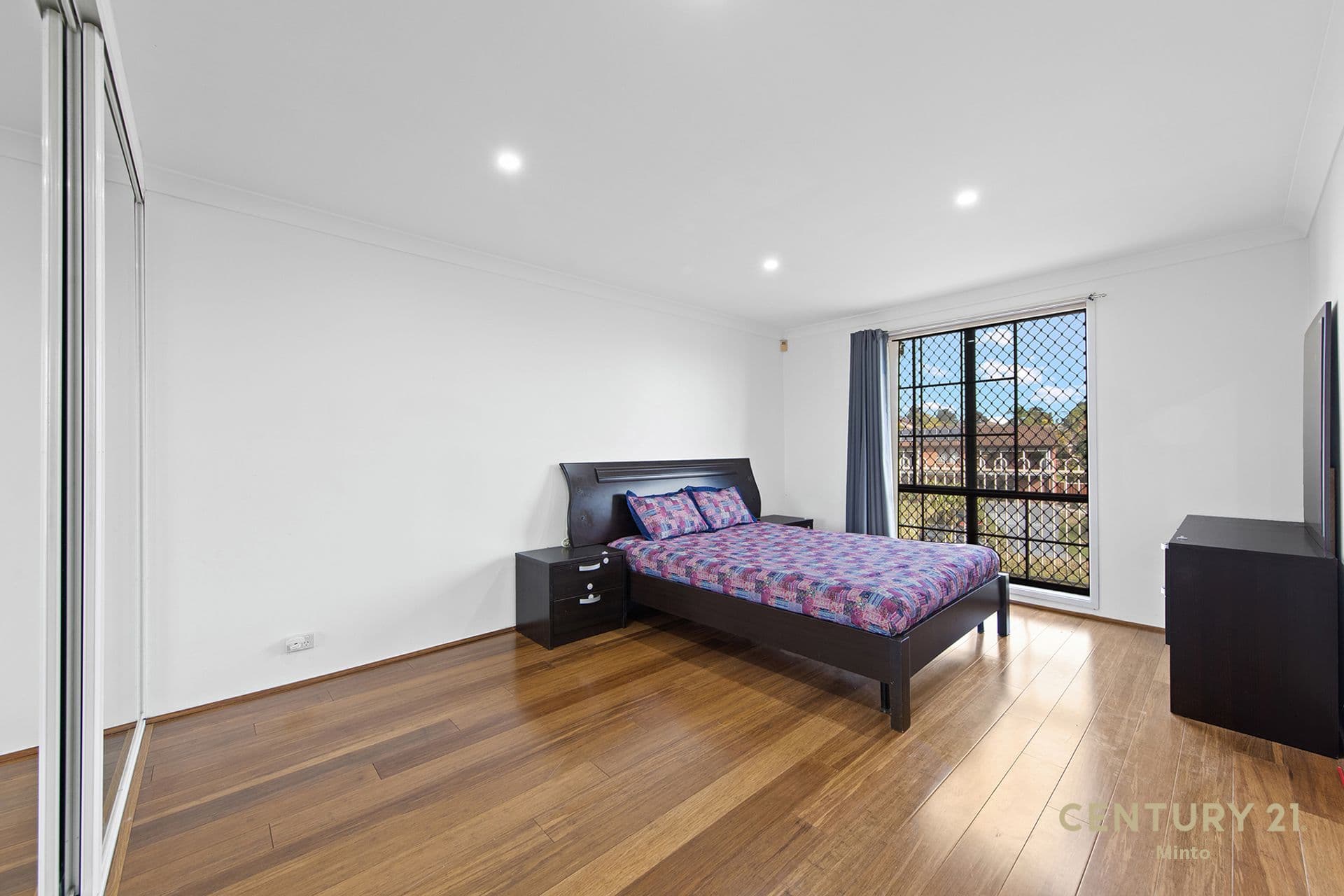 11 Merryweather Close, Minto, NSW, 2566, Minto - Thumbnail 4