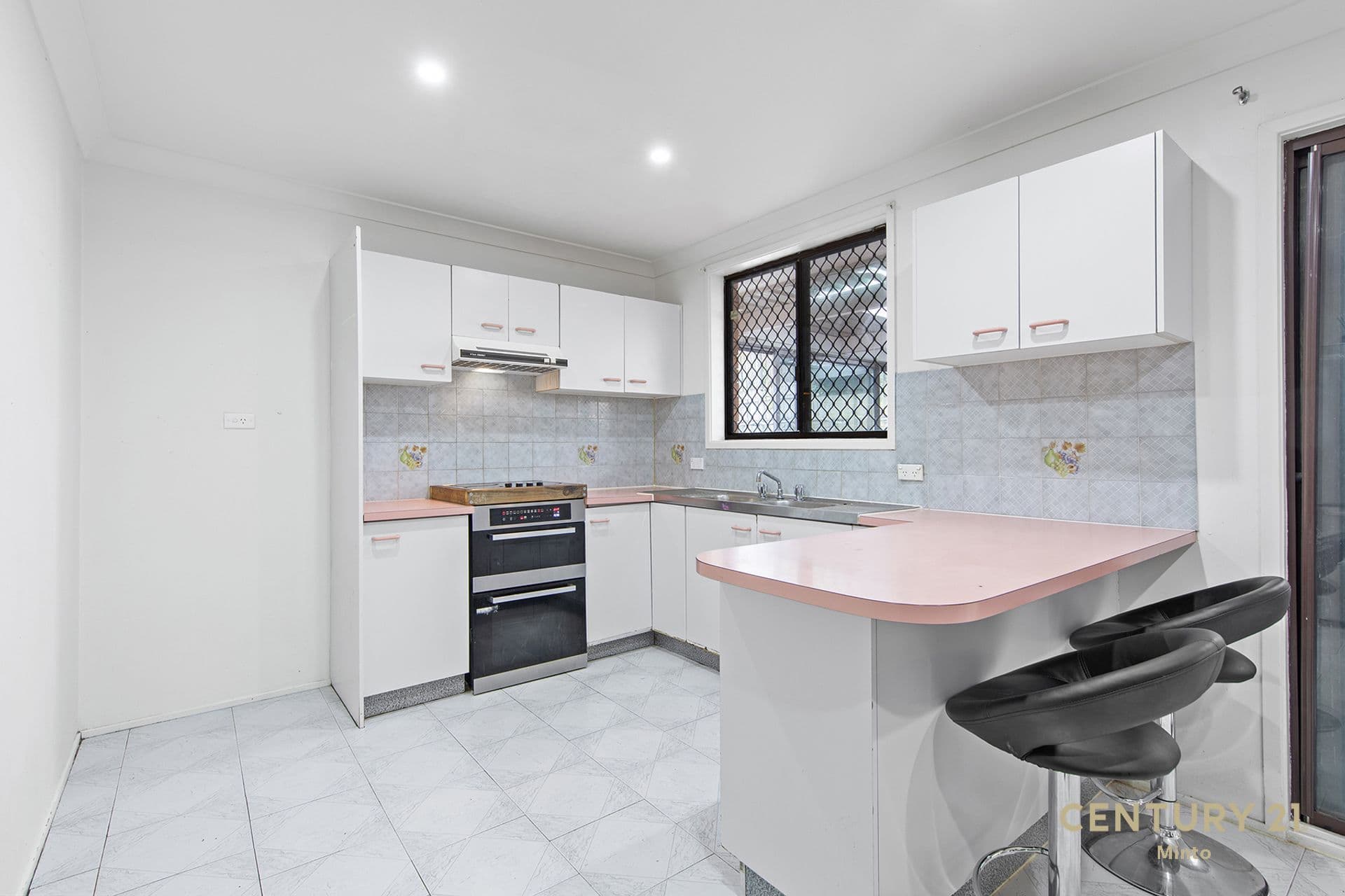 11 Merryweather Close, Minto, NSW, 2566, Minto - Thumbnail 5