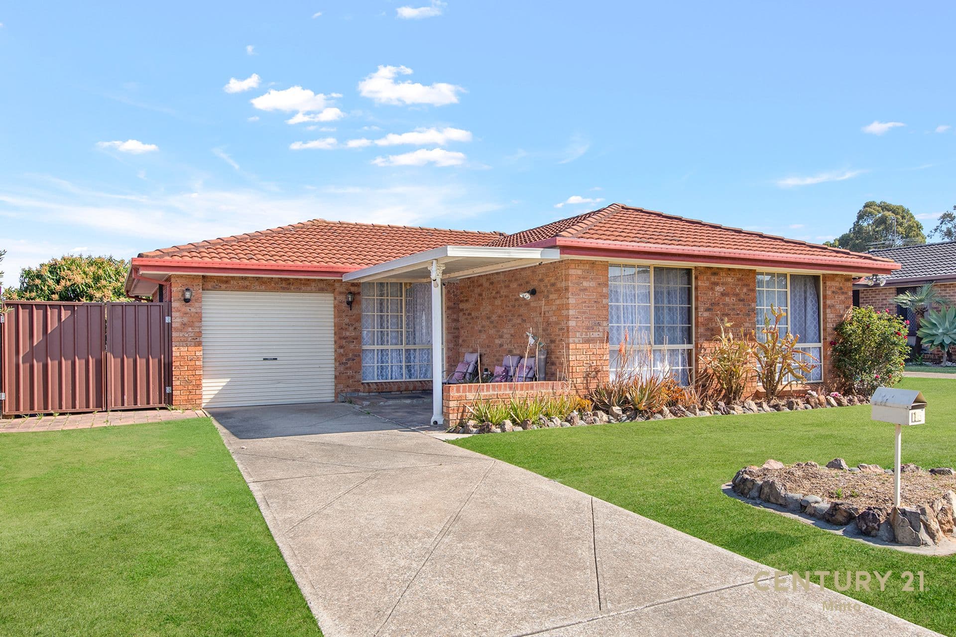 15 Dorrigo Crescent, Bow Bowing, NSW, 2566, Bow Bowing - Image 1